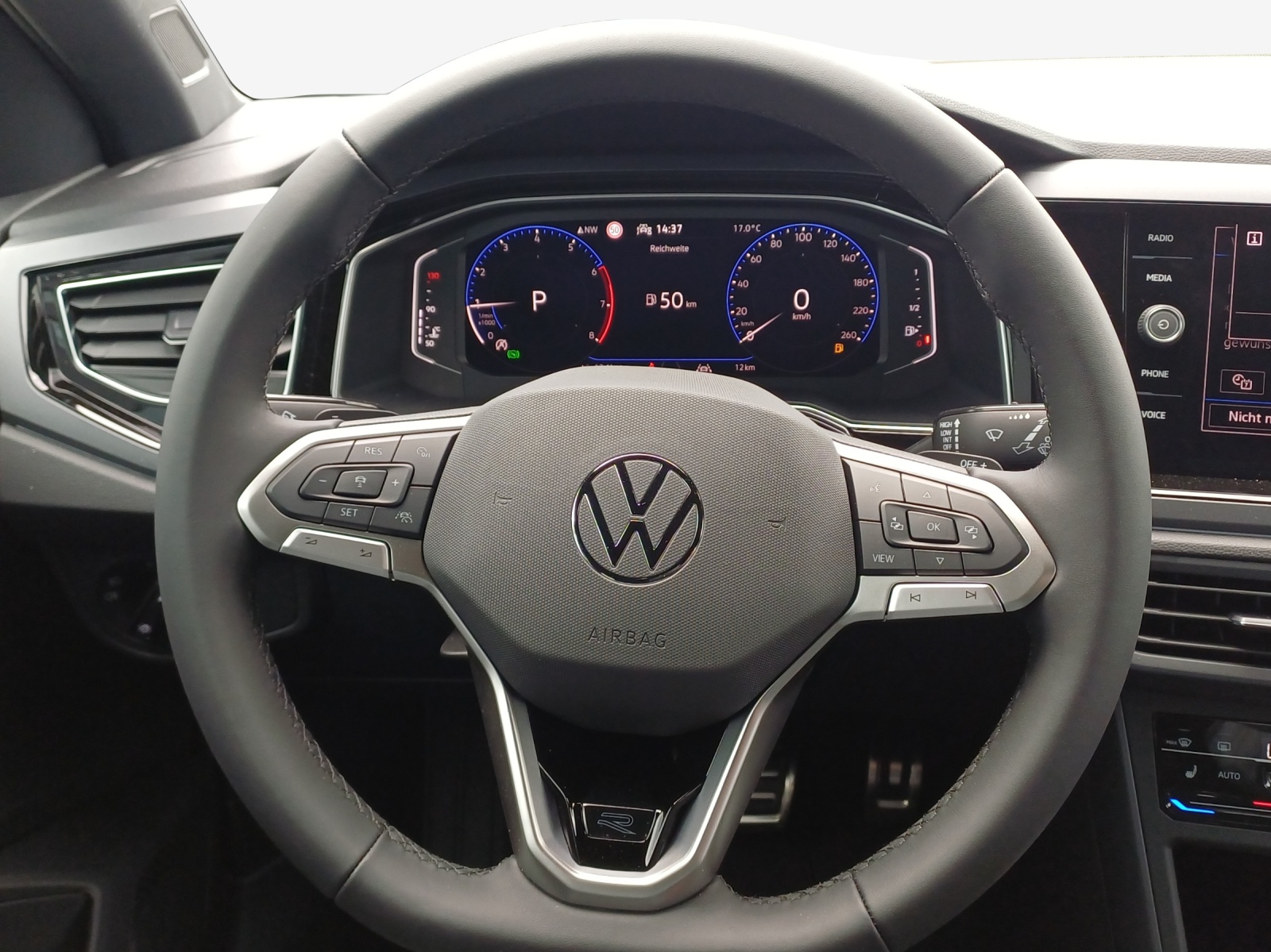 VW Polo 1.0 TSI R-Line DSG-image-9