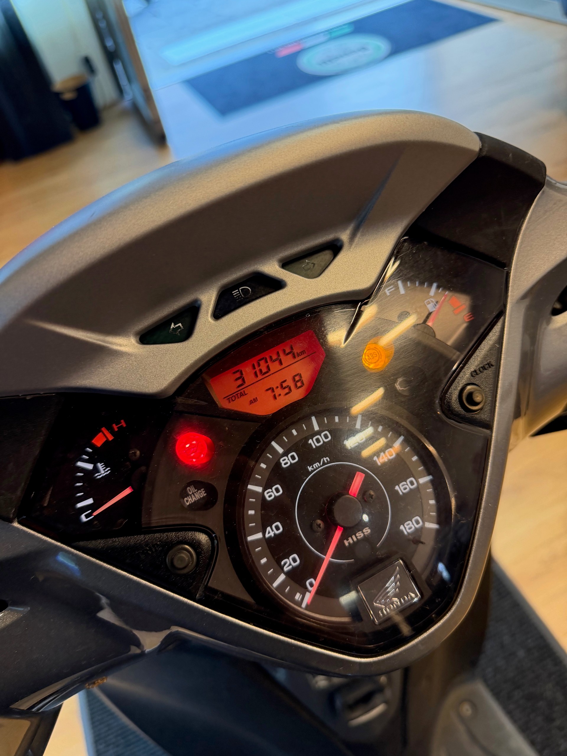 HONDA SH 300 i ABS-image-6
