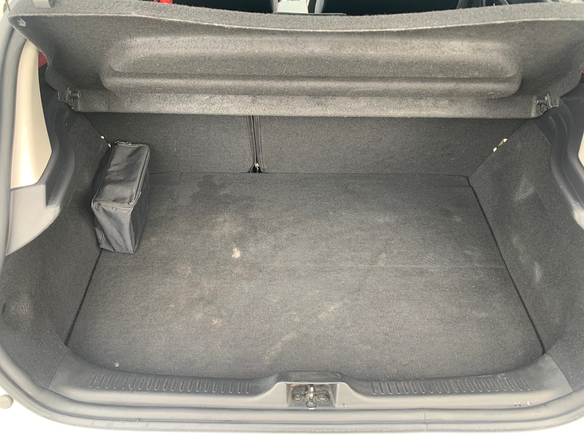 RENAULT Clio 1.6 T RS 220 Trophy EDC-image-12