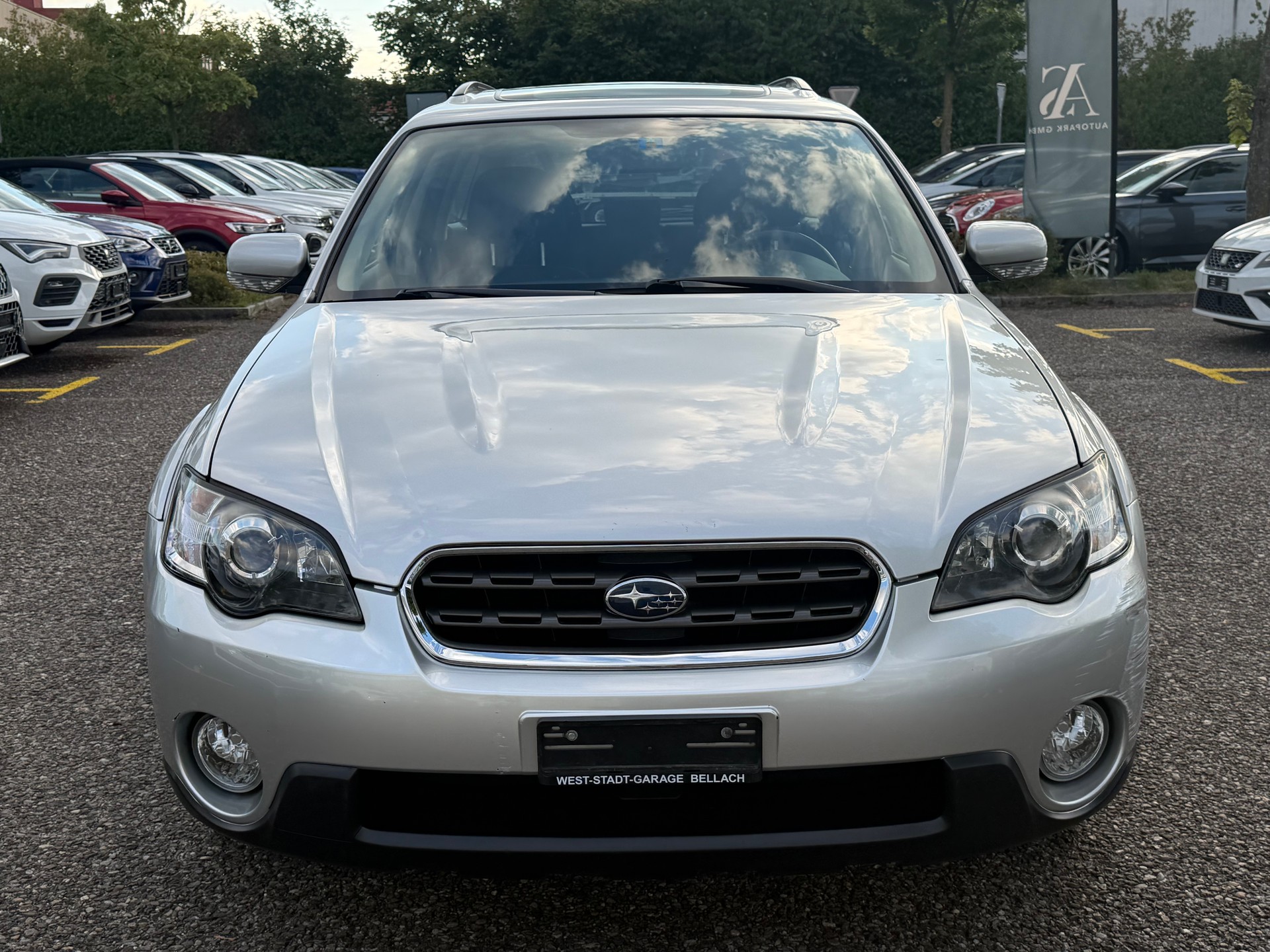 SUBARU Outback 2.5i AWD-showroom-element-1