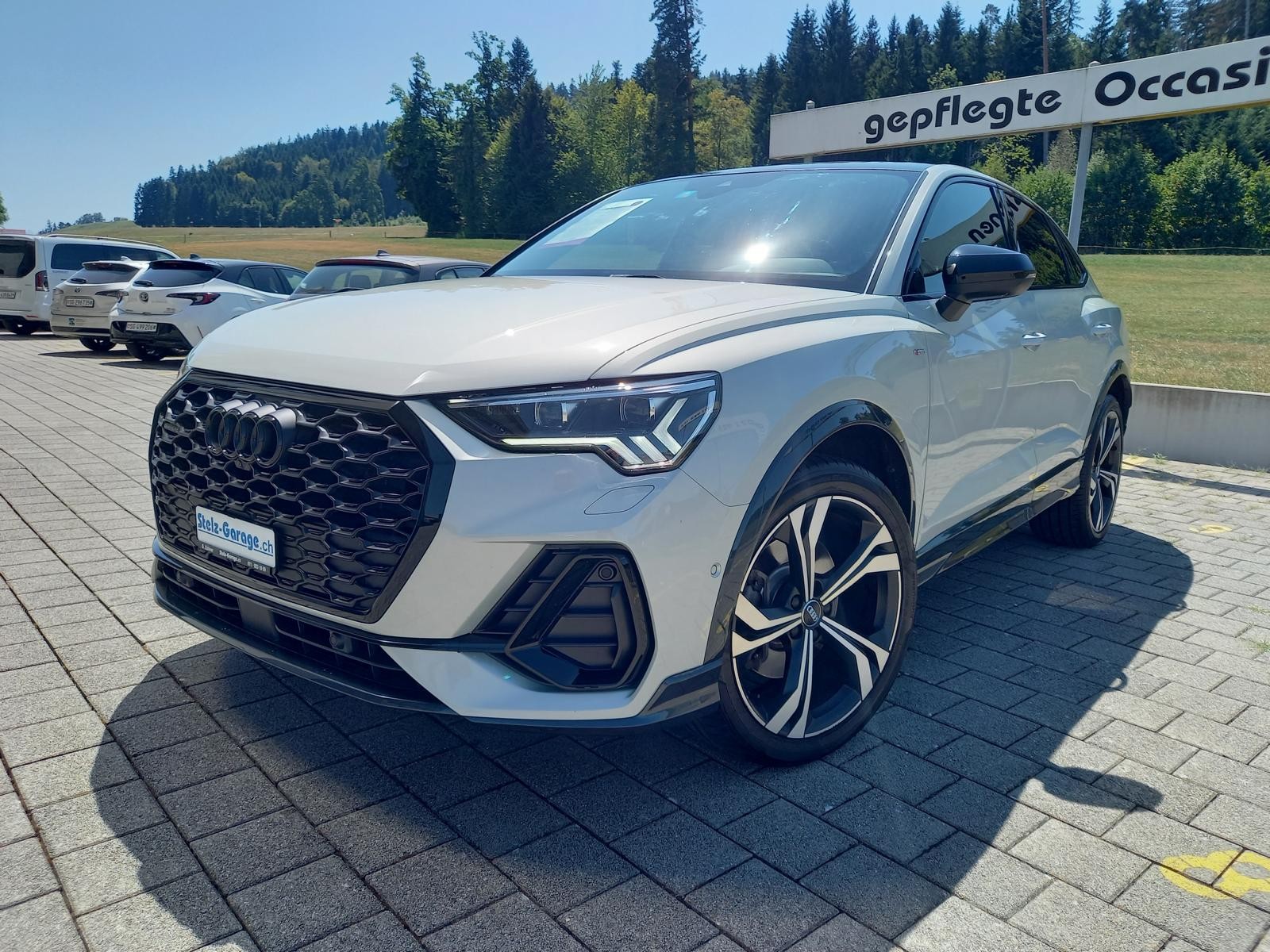 AUDI Q3 Sportback 45 TFSI S line **Pack Edition one silber**quattro S-tronic