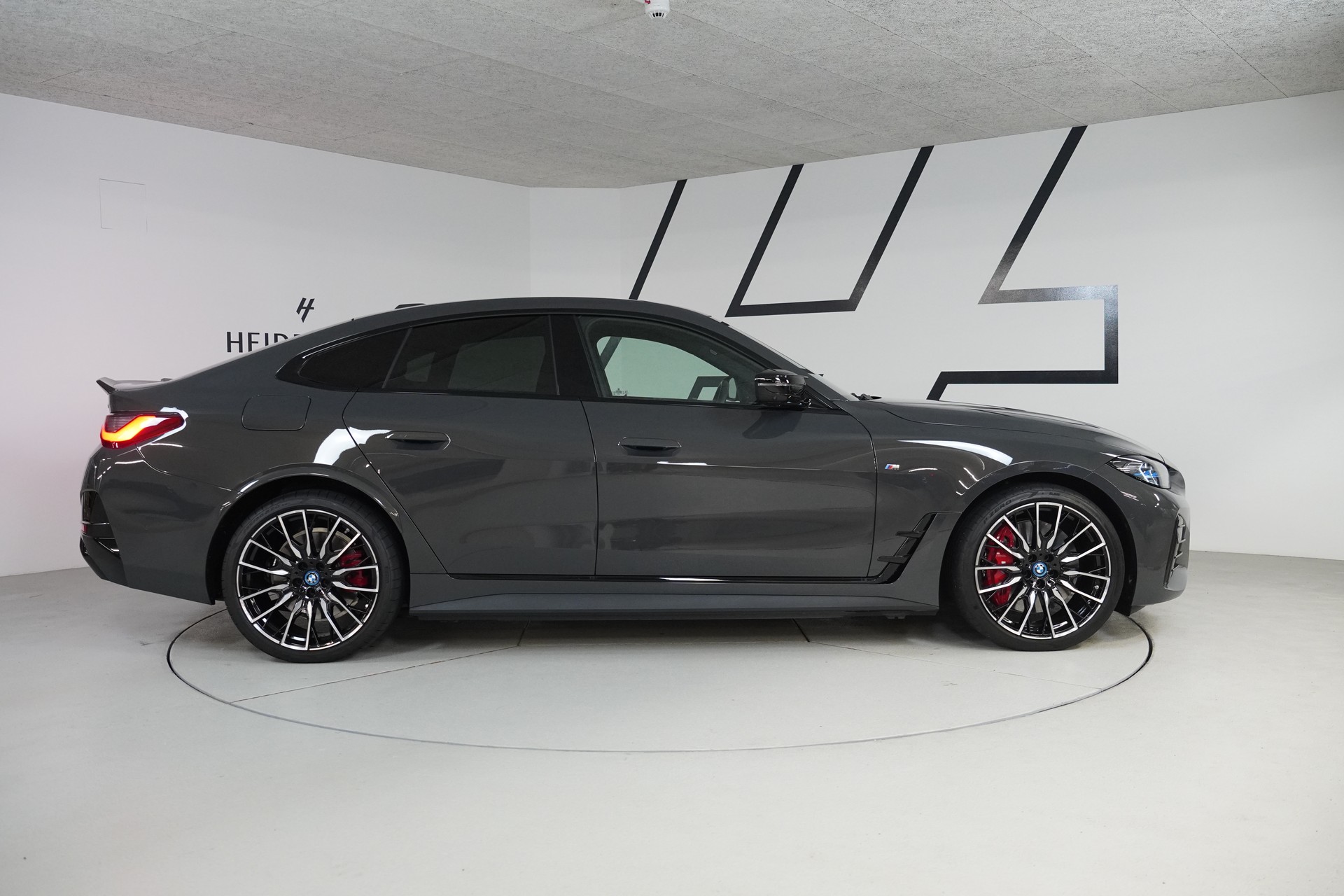 BMW i4 M50 M Sport Pro-image-8