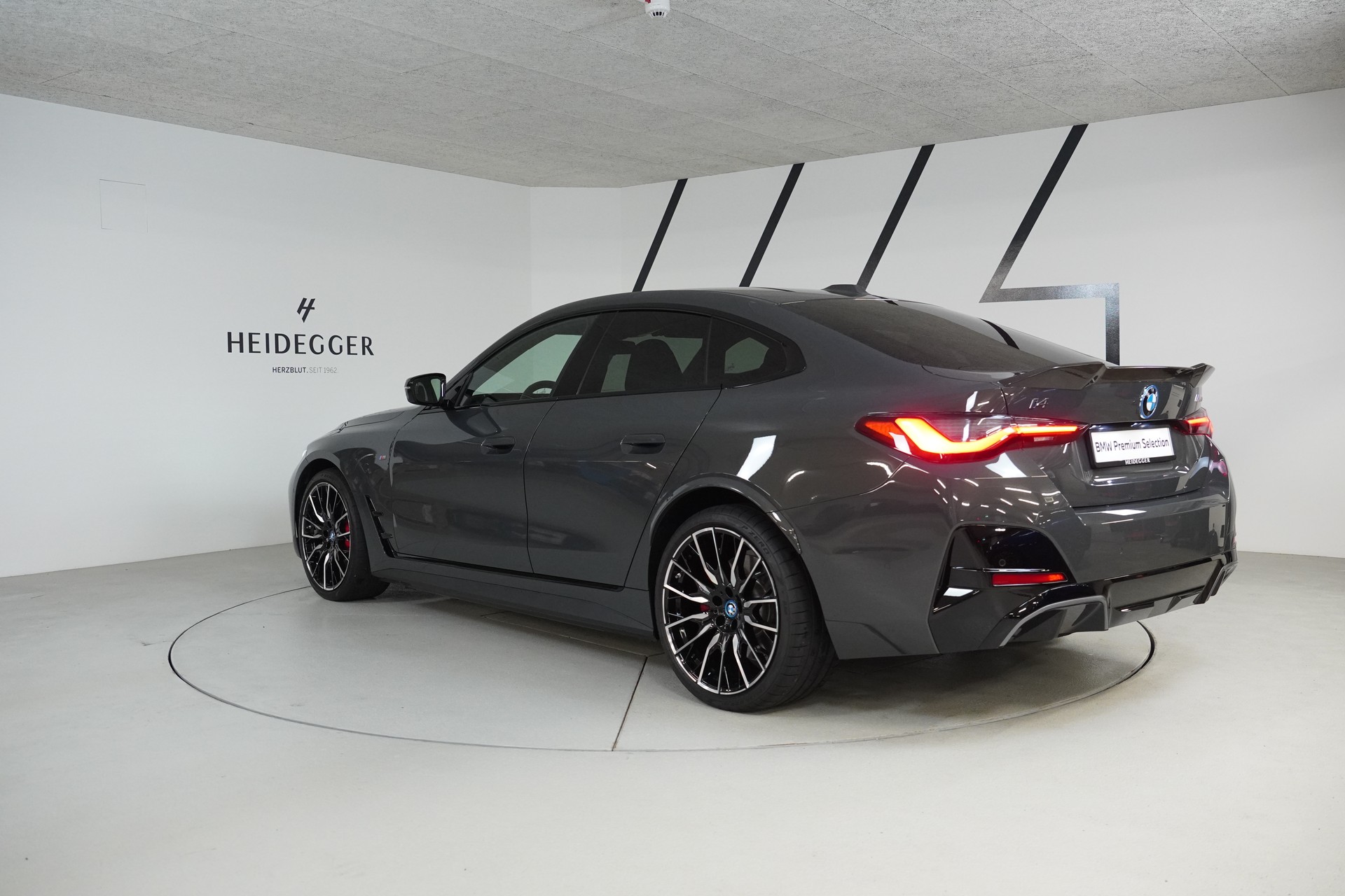 BMW i4 M50 M Sport Pro-image-5