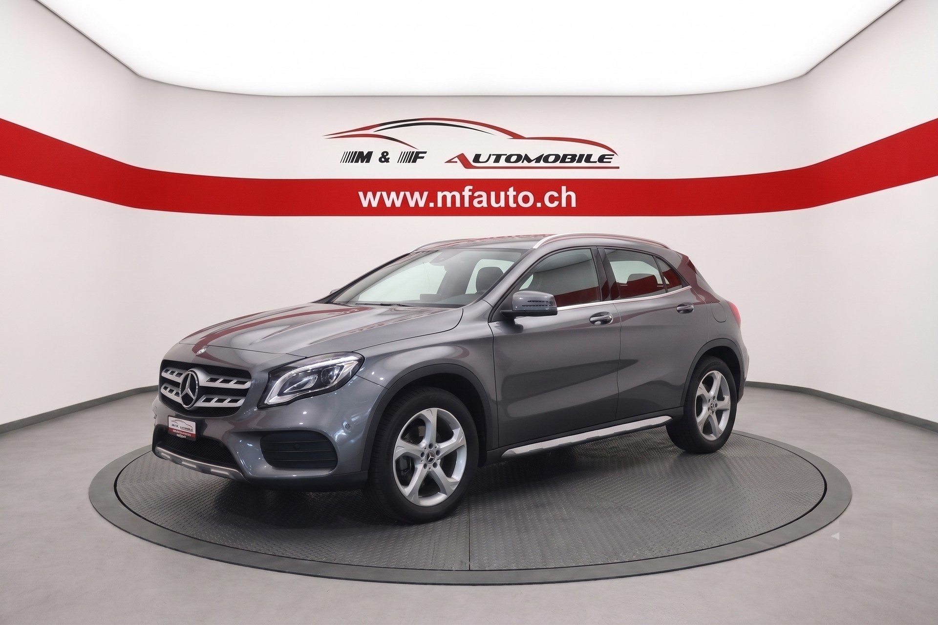 MERCEDES-BENZ GLA 220 d AMG Line 4m CH FAHRZEUG