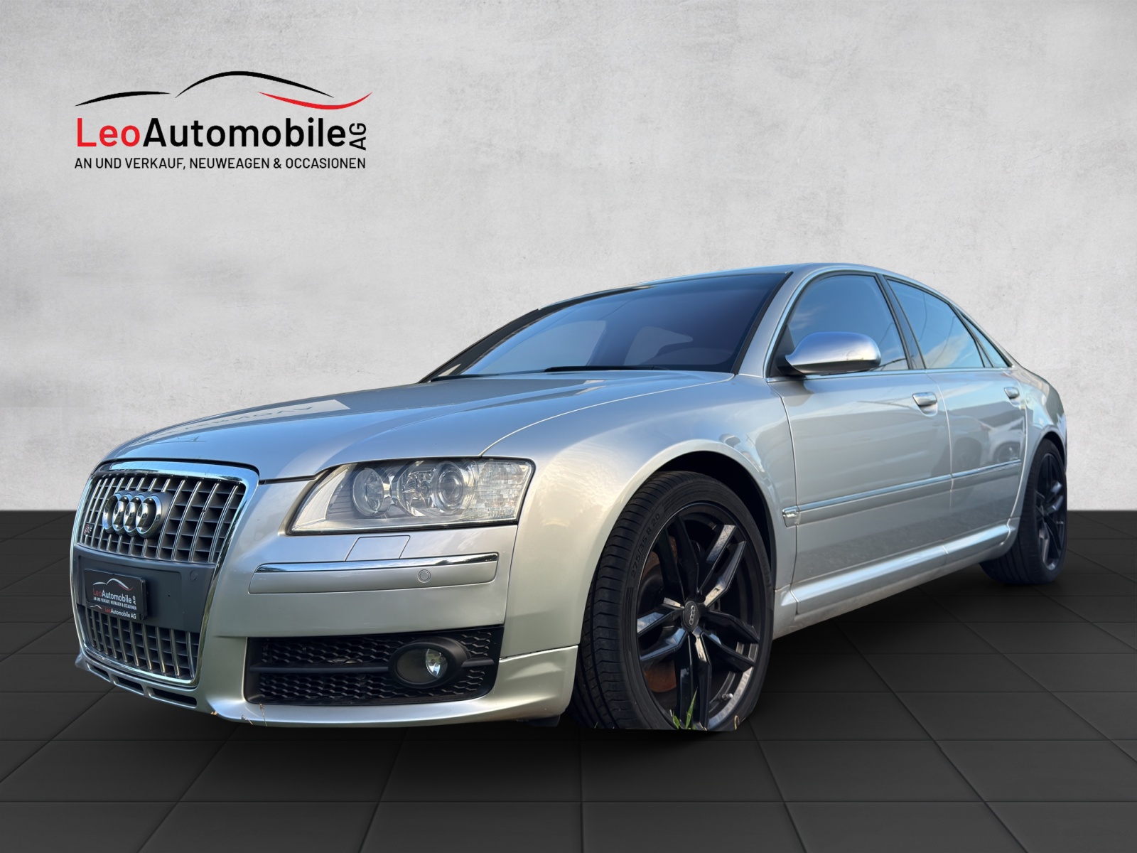 AUDI S8 5.2 V10 quattro tiptronic