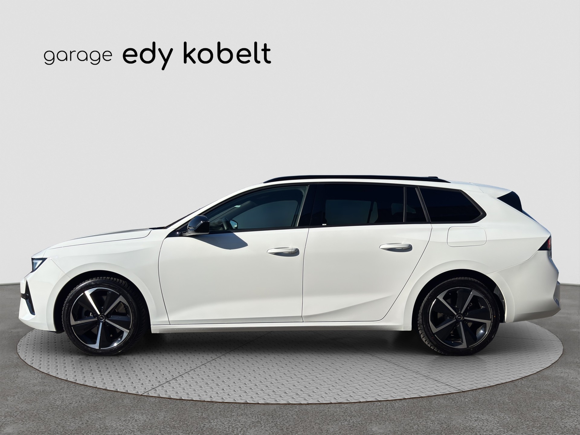OPEL Astra Sports Tourer 1.6 PHEV Turbo GS A-showroom-element-1