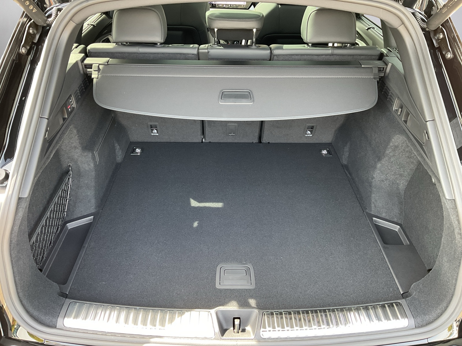 AUDI SQ5 TFSI quattro S-tronic-image-11