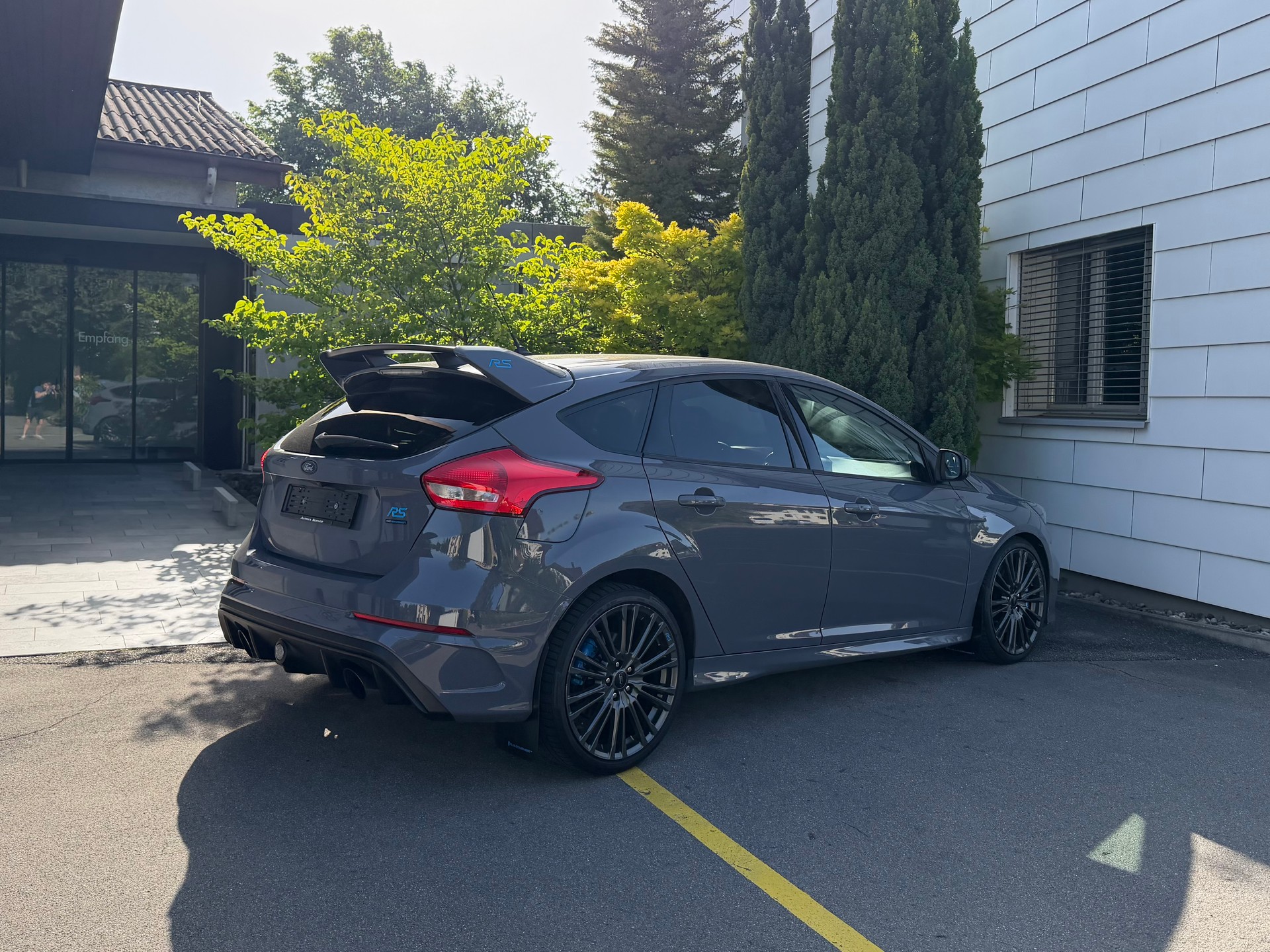 FORD Focus 2.3 EcoBoost RS AWD *Top-Ausstattung*Servicegepflegt*Garantie*-image-3
