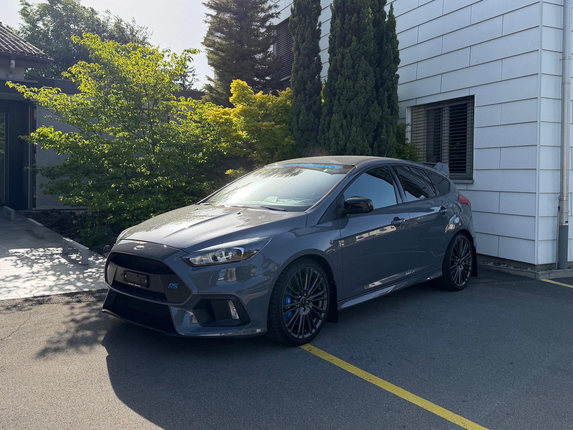 FORD Focus 2.3 EcoBoost RS AWD *Top-Ausstattung*Servicegepflegt*Garantie*-image-1