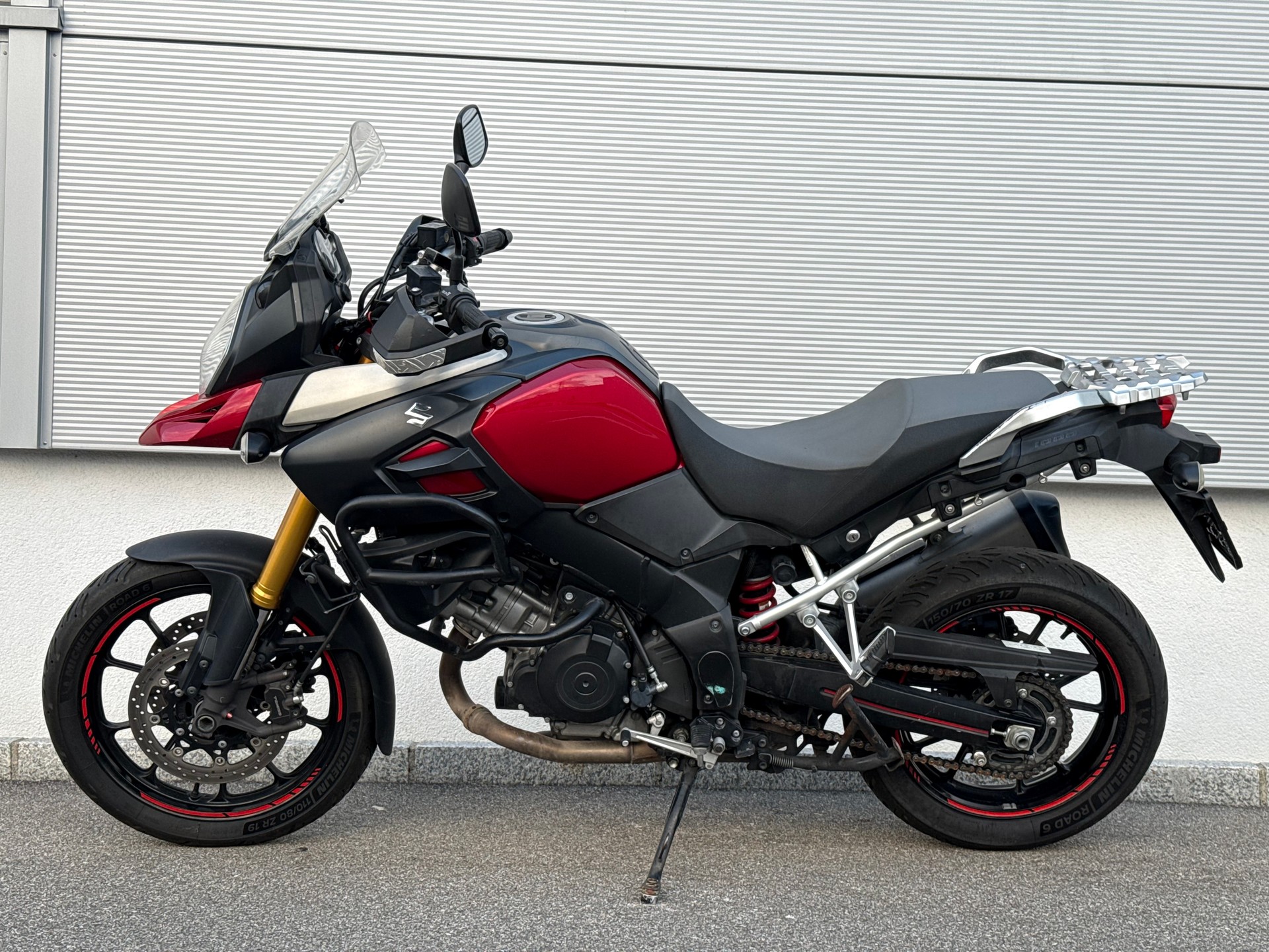 SUZUKI DL 1000 V-Strom L4-image-6