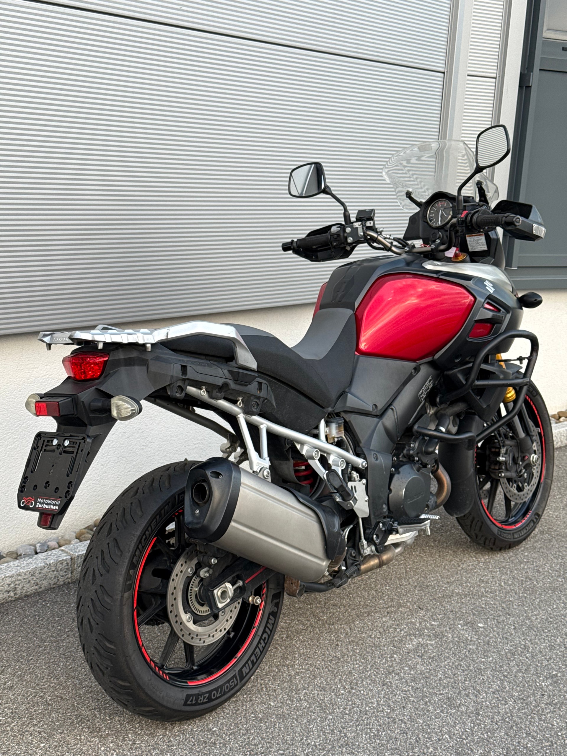 SUZUKI DL 1000 V-Strom L4-showroom-element-2