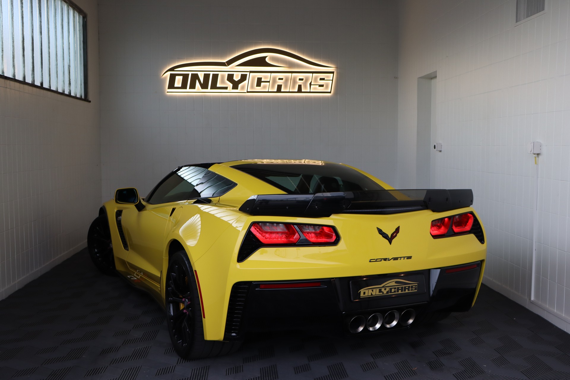 CHEVROLET Corvette Coupé Z06 3LZ Automatic-image-24