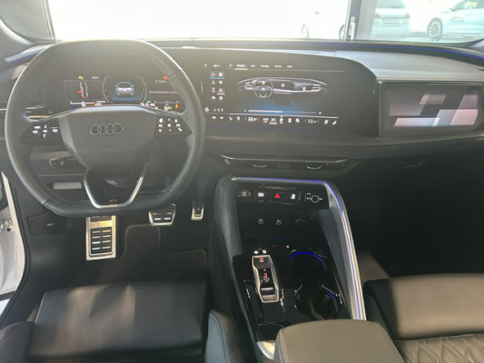 AUDI SQ5 TFSI quattro S-tronic-image-7