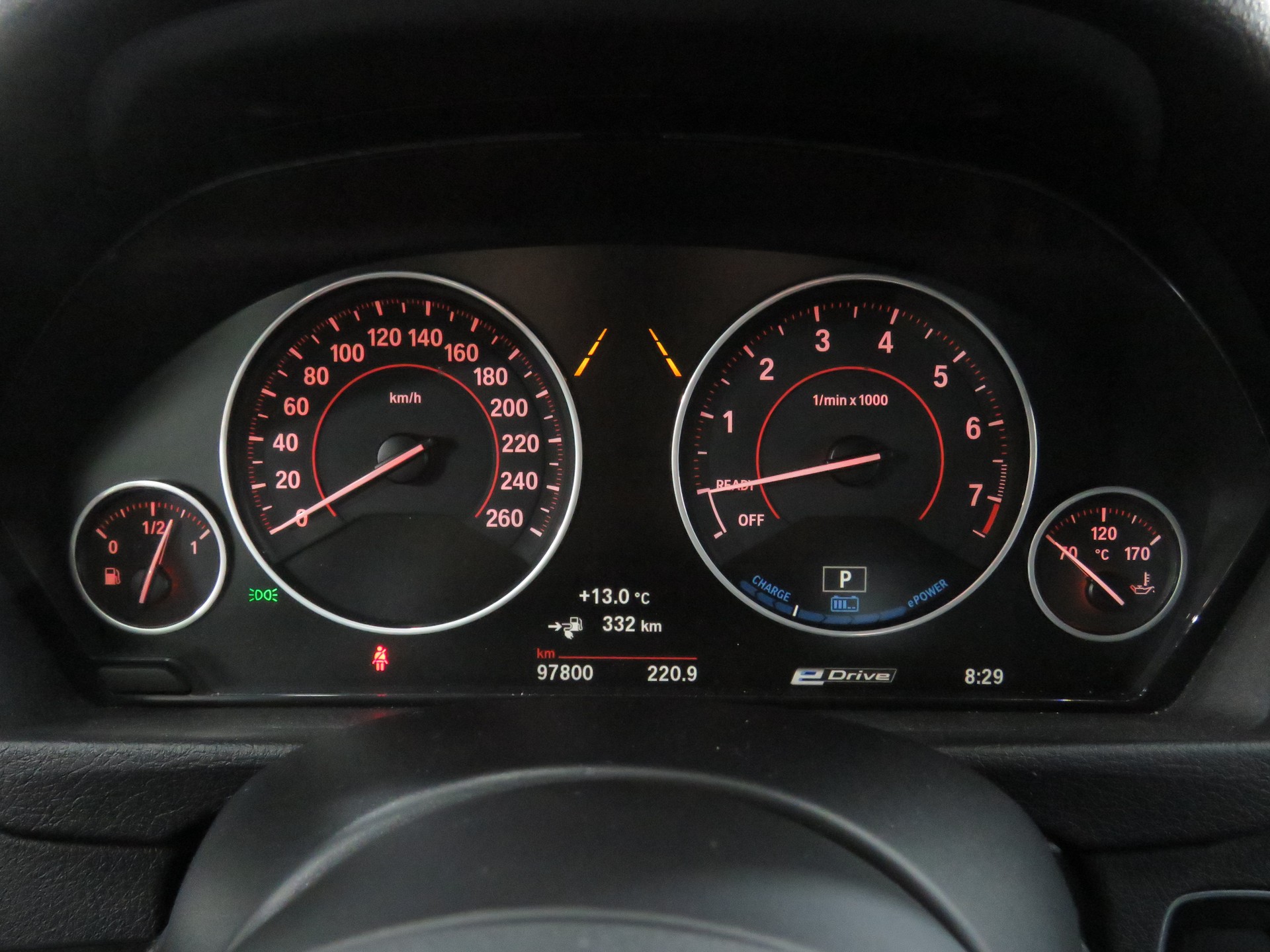 BMW 330e iPerformance M Sport Steptronic (Automat)-image-15