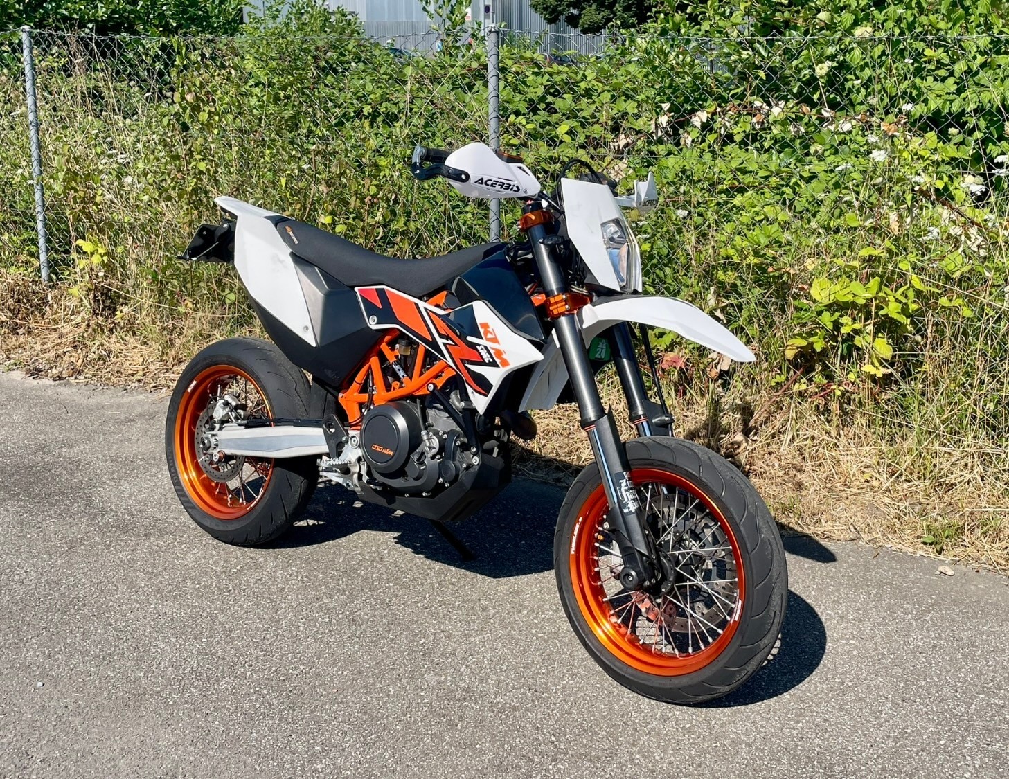 KTM 690 SMC R-image-5
