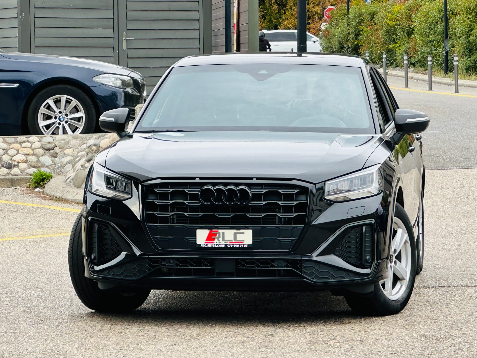 AUDI Q2 35 TFSI S line S-tronic-showroom-element-2
