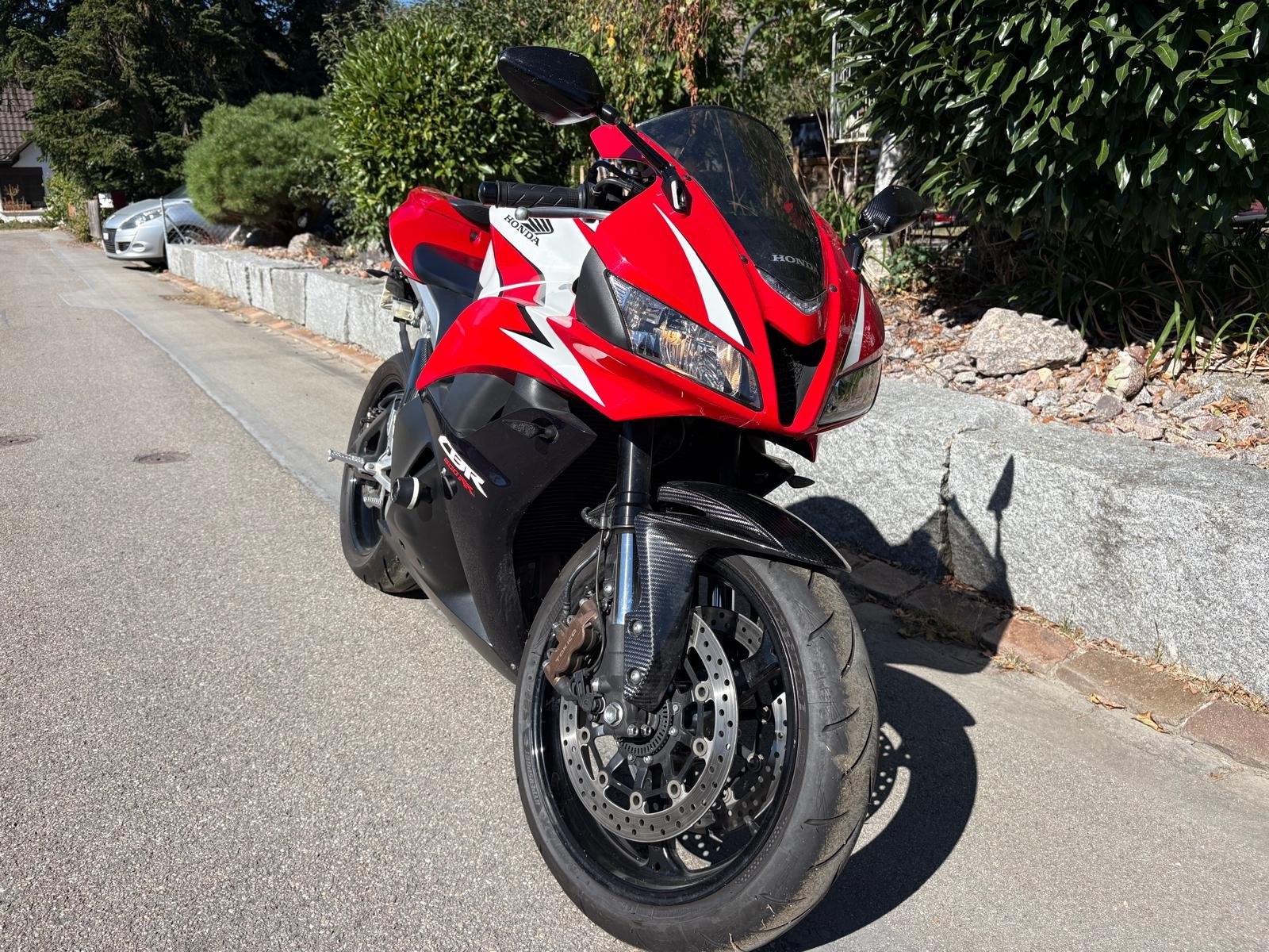 HONDA CBR 600 RA ABS-image-4