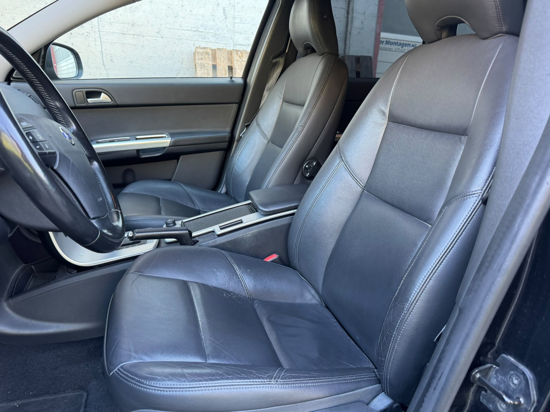 VOLVO V50 D3 Business Edition Geartronic-image-15