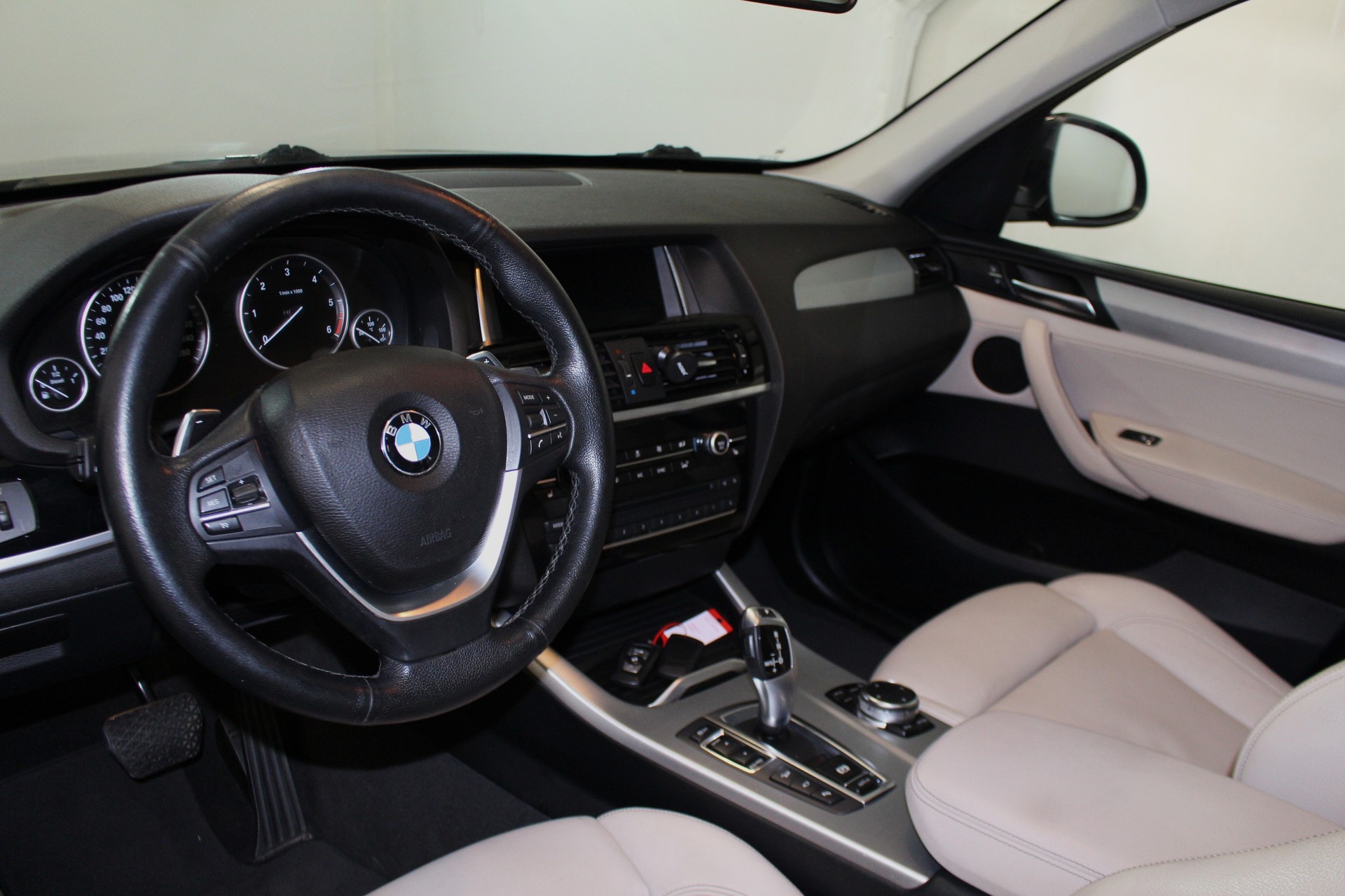 BMW X3 20d xDrive SAG-image-11