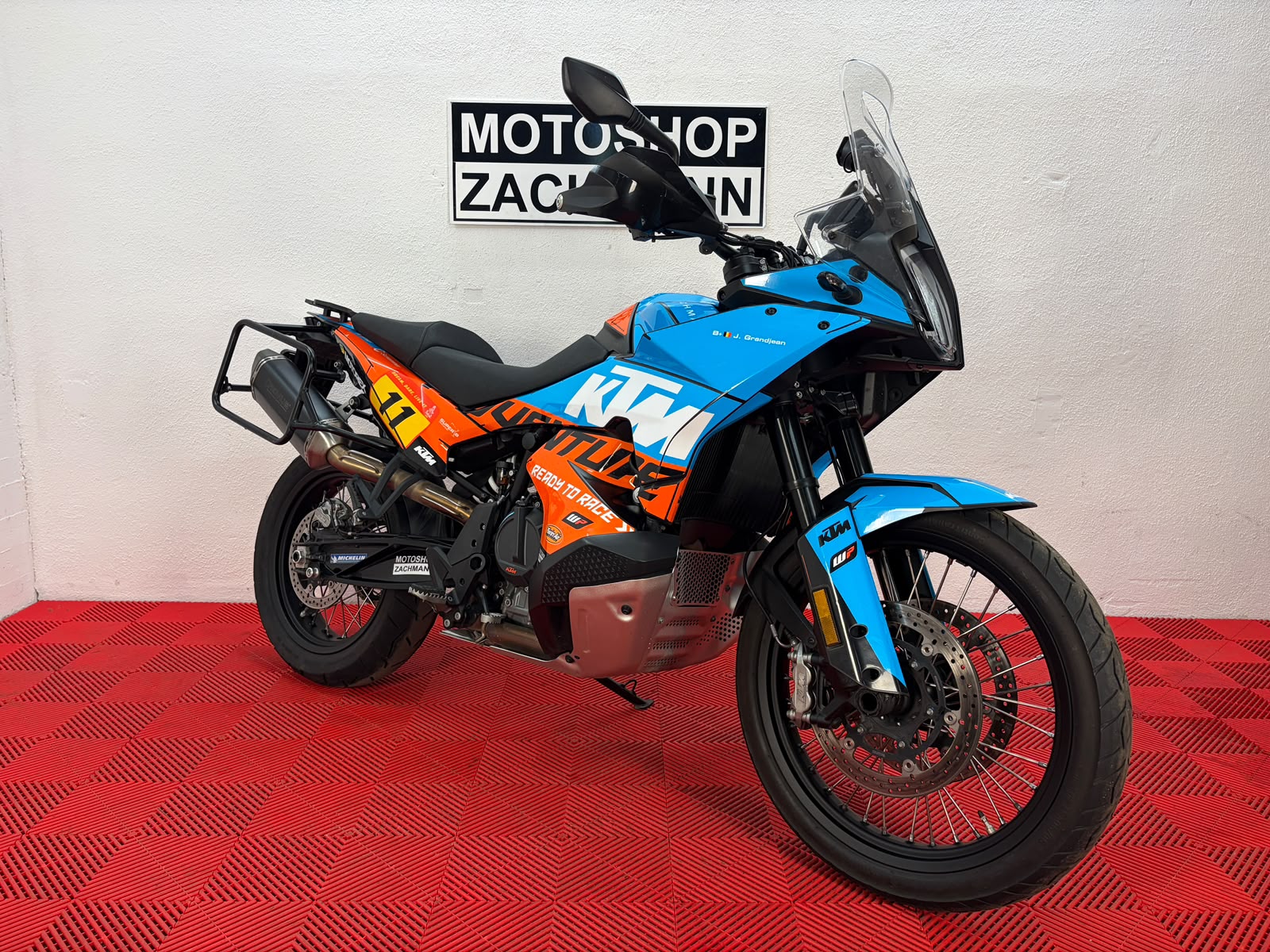 KTM 790 Adventure-image-2
