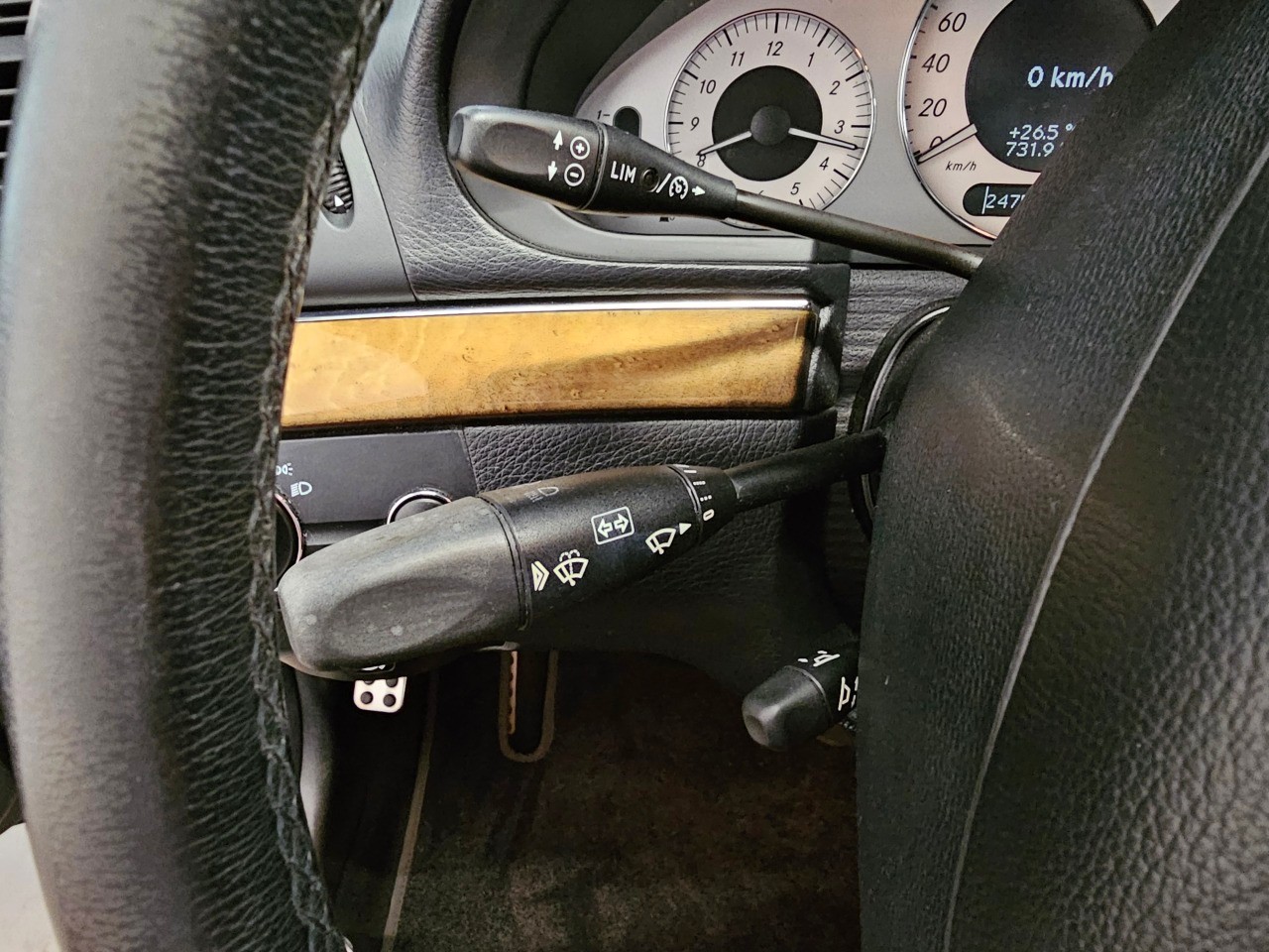 MERCEDES-BENZ E 420 CDI Avantgarde 7G-Tronic-image-13