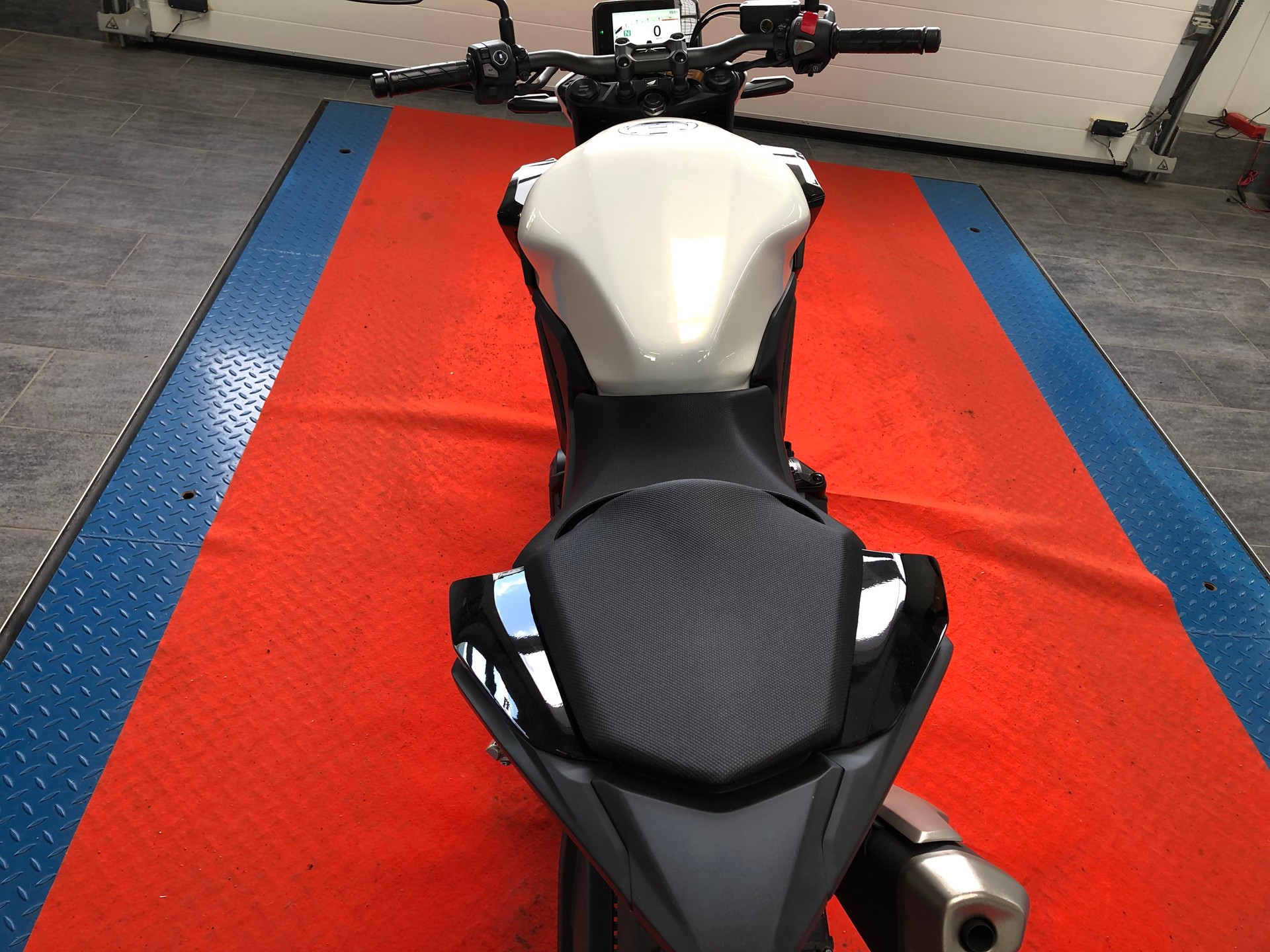 HONDA CB 500 Hornet-image-6