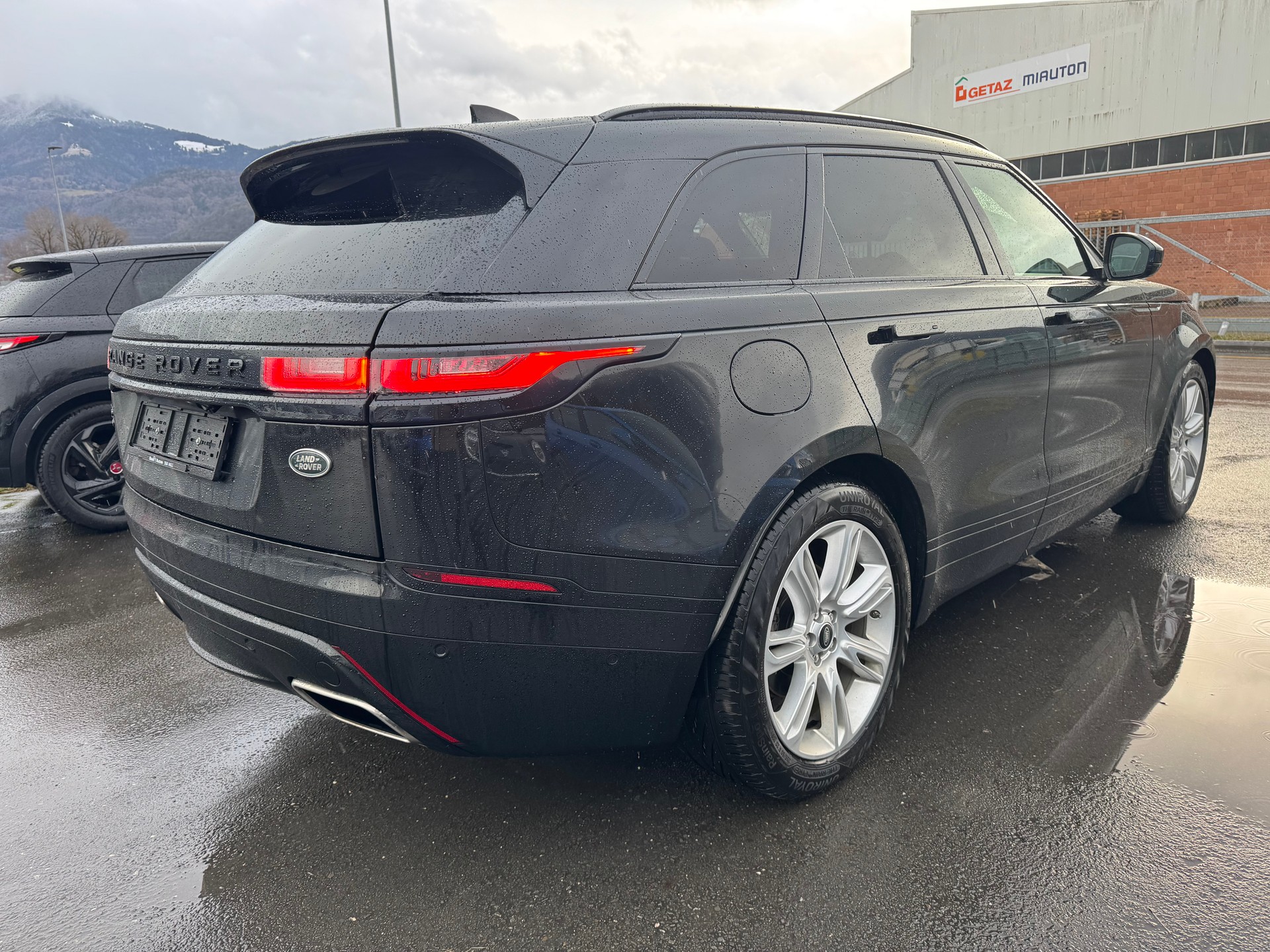 LAND ROVER Range Rover Velar R-Dynamic D 300 SE Automatic-showroom-element-3