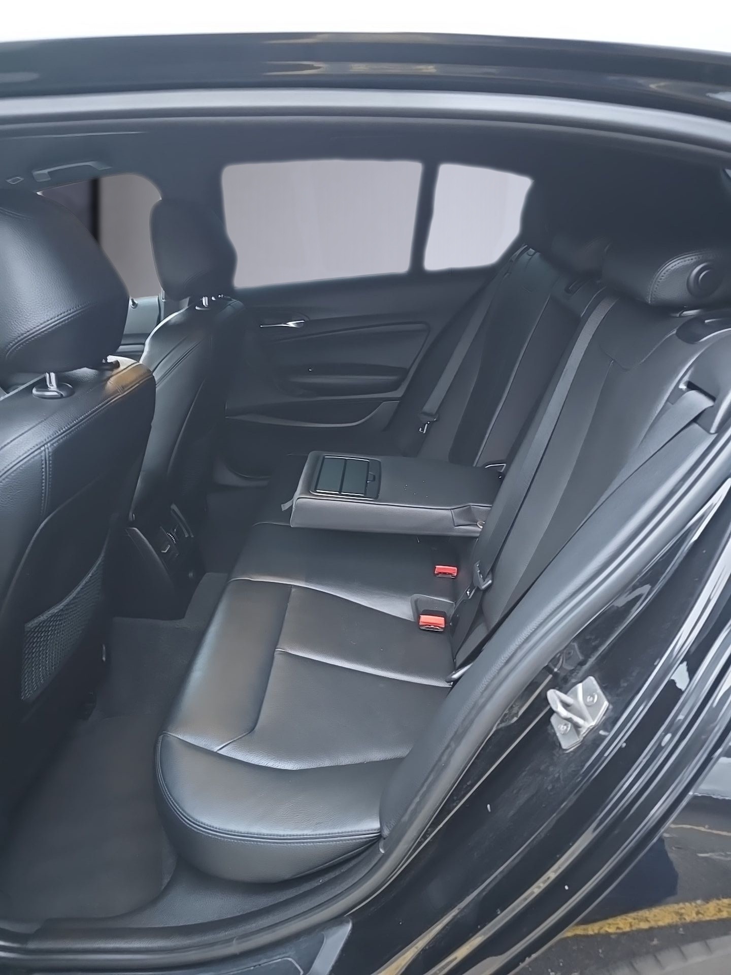BMW M135i xDrive Steptronic-image-26