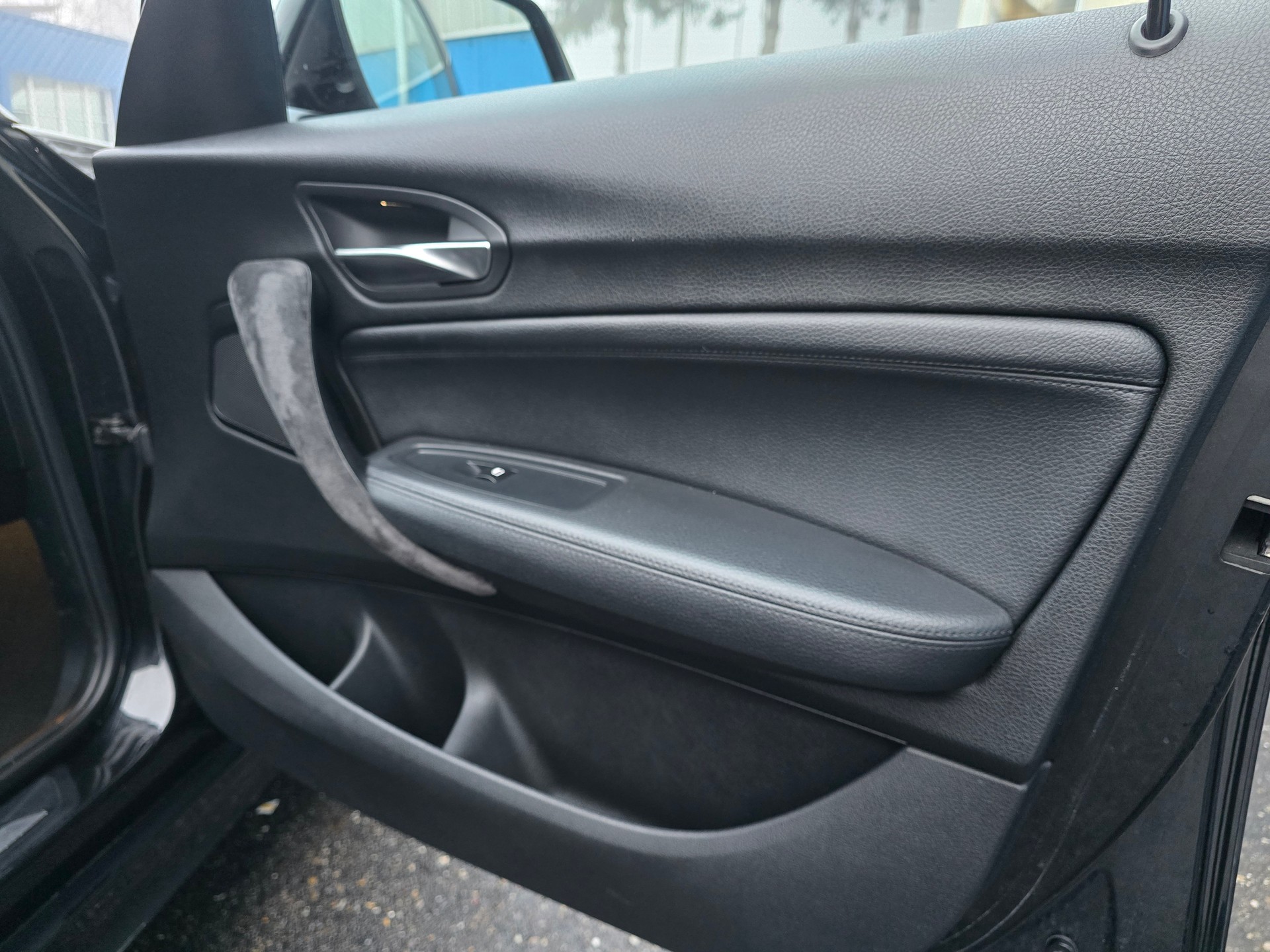 BMW M135i xDrive Steptronic-image-23