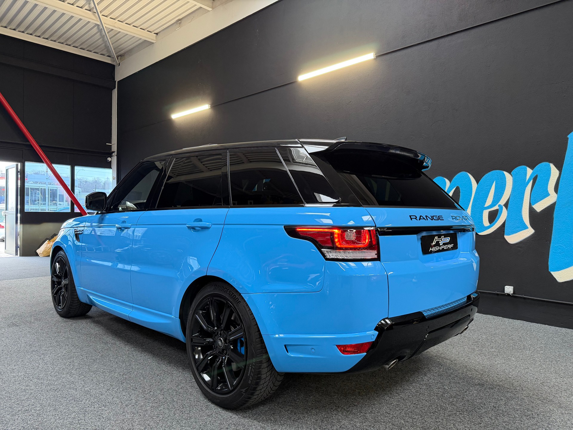 LAND ROVER Range Rover Sport 3.0 SDV6 Autobiogr. Dynamic Aut.-showroom-element-1