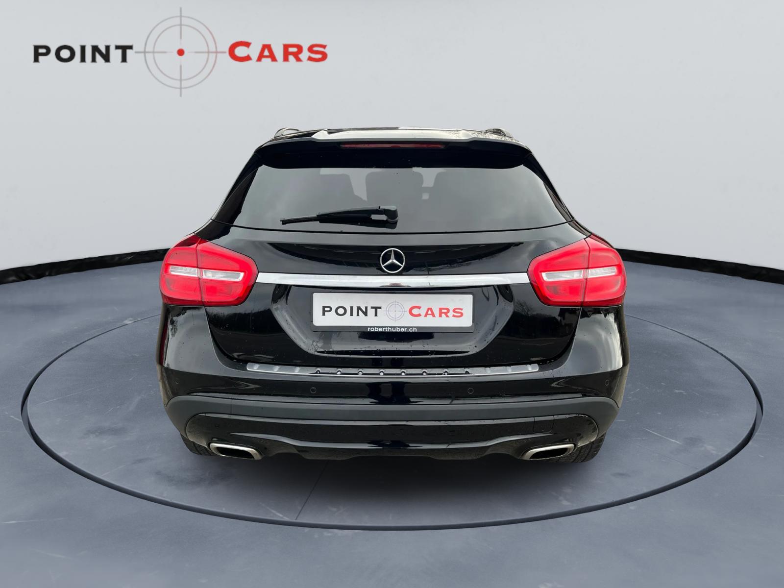 MERCEDES-BENZ GLA 200 Night Star 7G-DCT-image-3