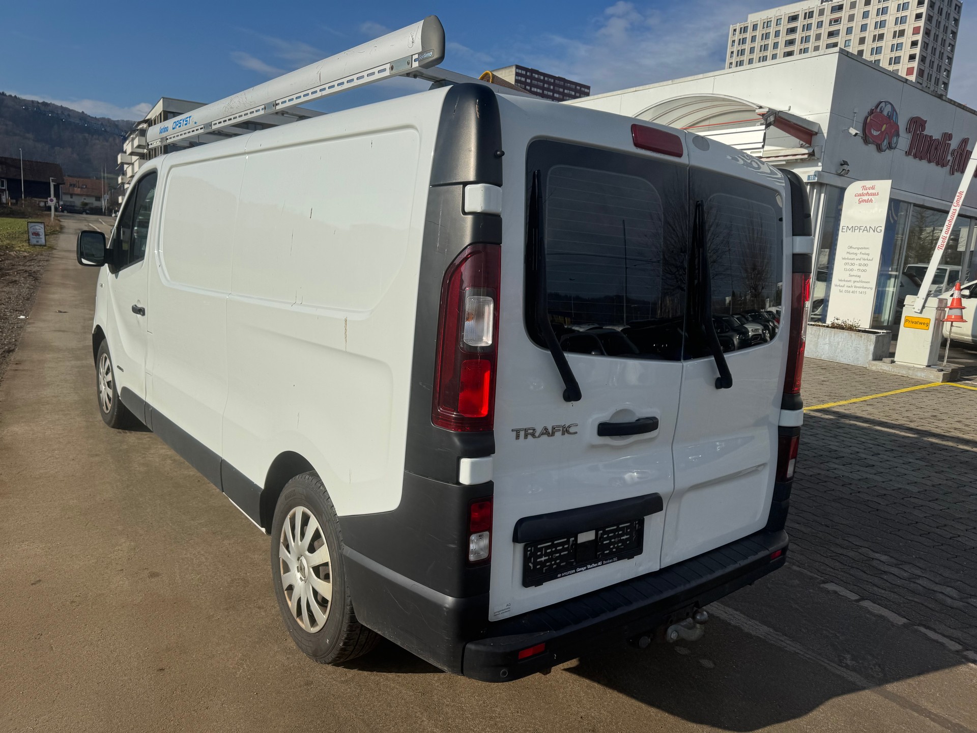 RENAULT Trafic 1.6 dCi 120 2.9t Business L2H1-image-6