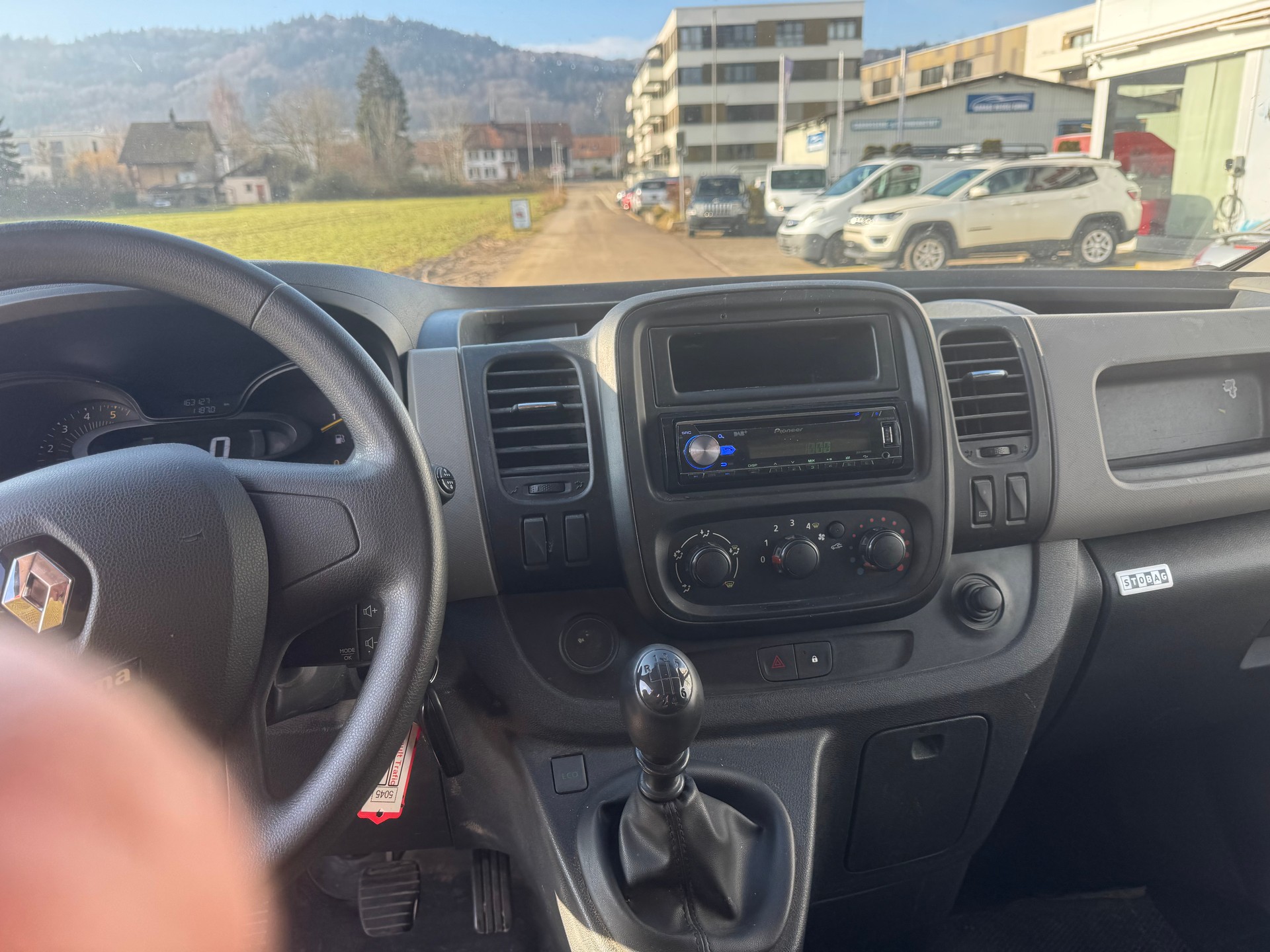 RENAULT Trafic 1.6 dCi 120 2.9t Business L2H1-image-9