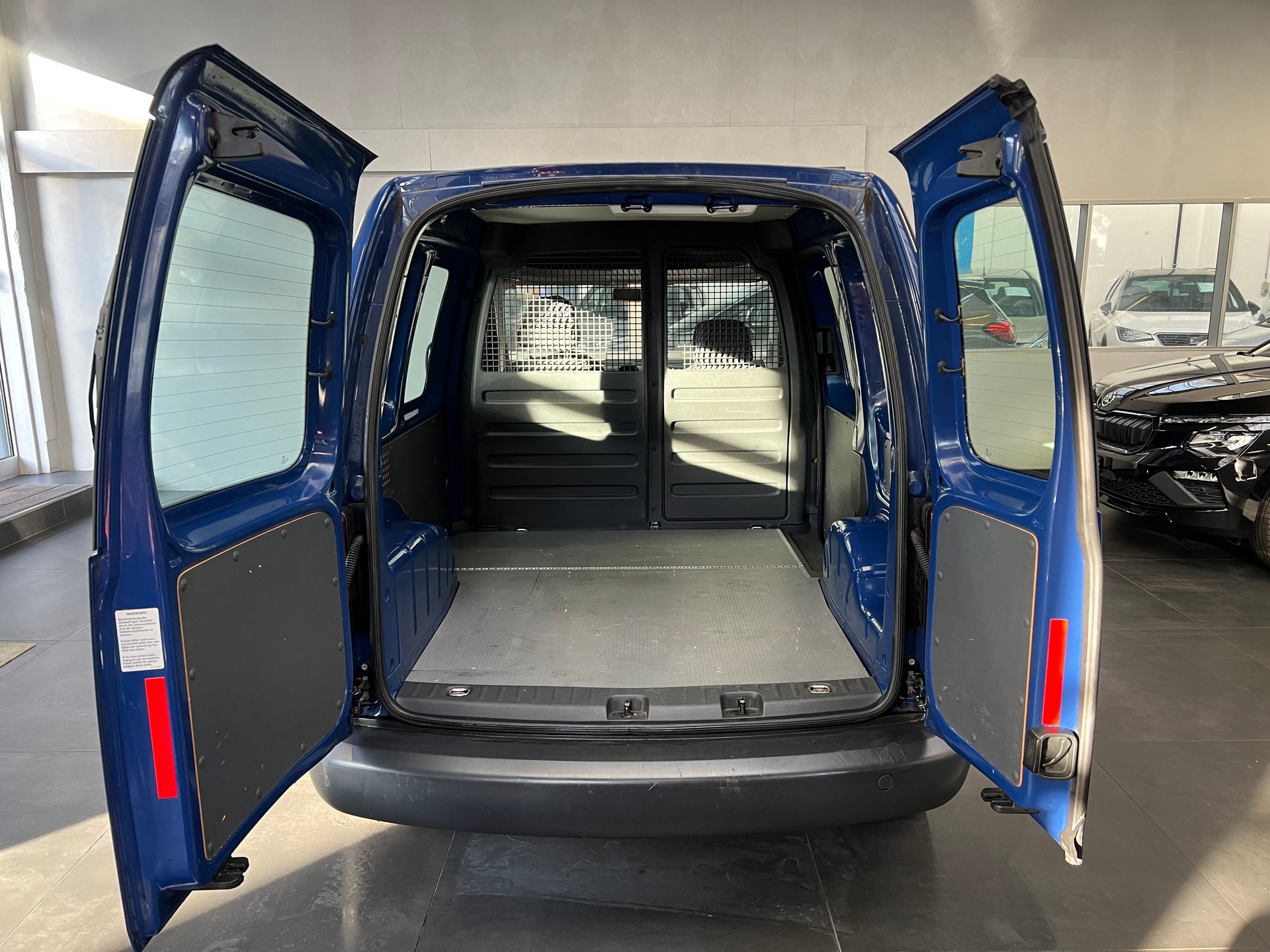 VW Caddy 2.0 EcoFuel-image-9