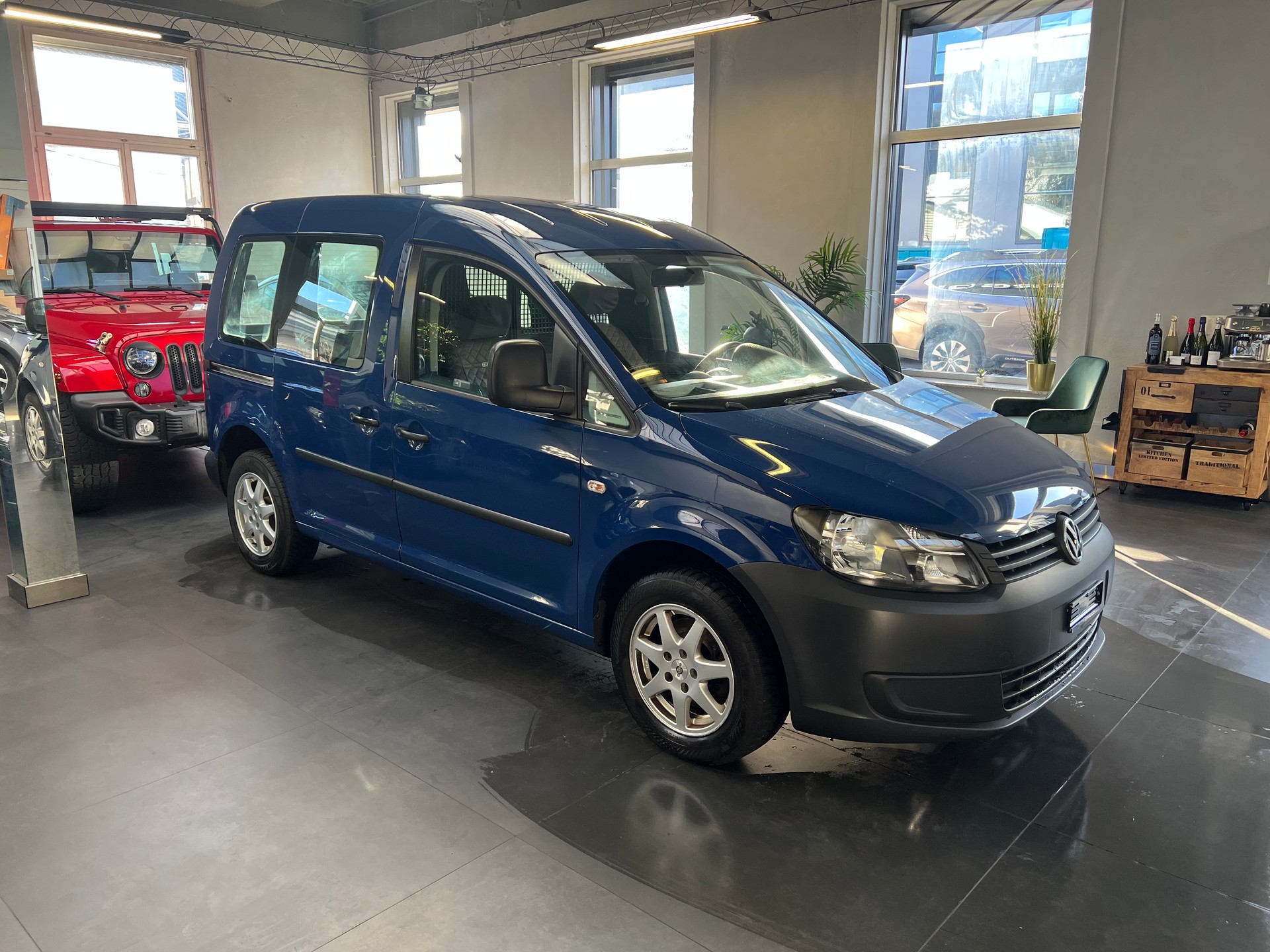 VW Caddy 2.0 EcoFuel-image-2