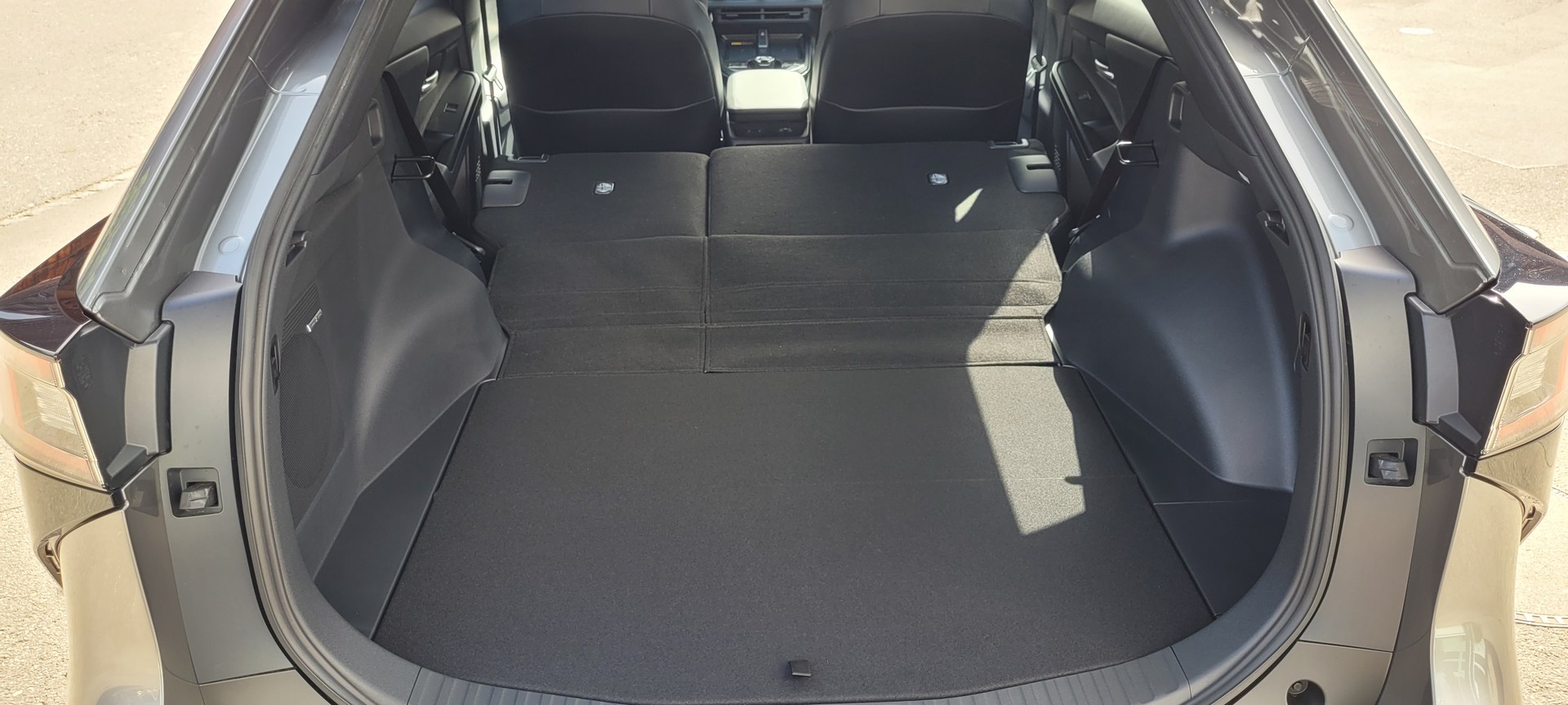 SUBARU Solterra eV Luxury 73,1kWh AWD-image-18