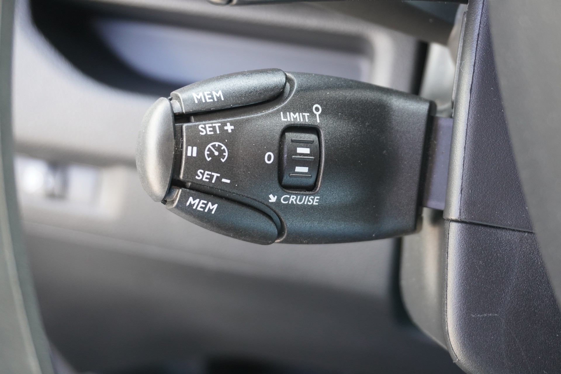 OPEL Vivaro Cargo 2.0 D Enjoy s/s M Aut.-image-22