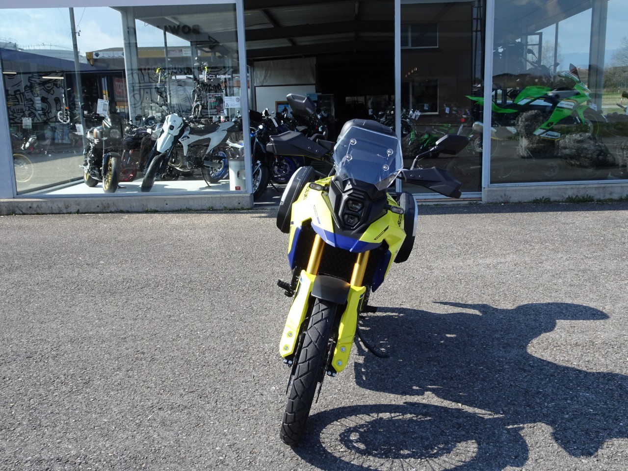 SUZUKI DL 800 DE (35kW)-image-2