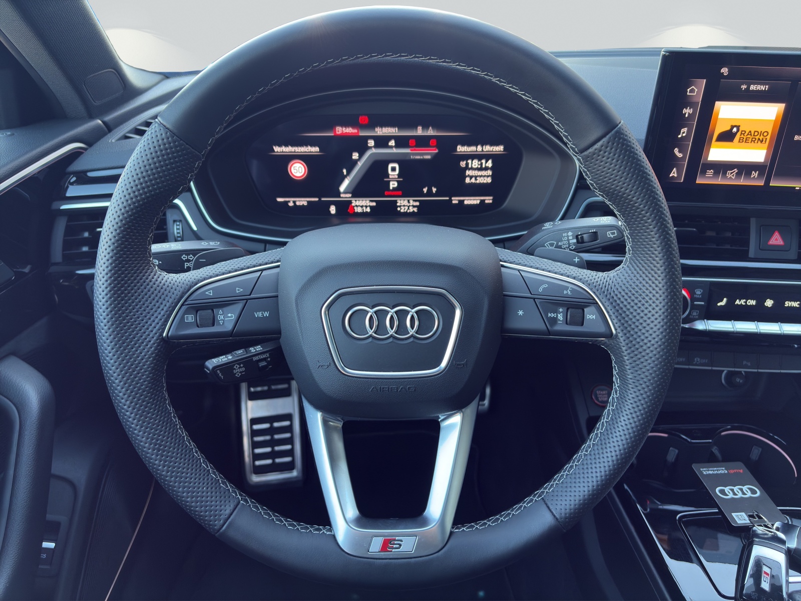 AUDI S4 Avant 3.0 V6 TDI quattro T-Tronic-image-9