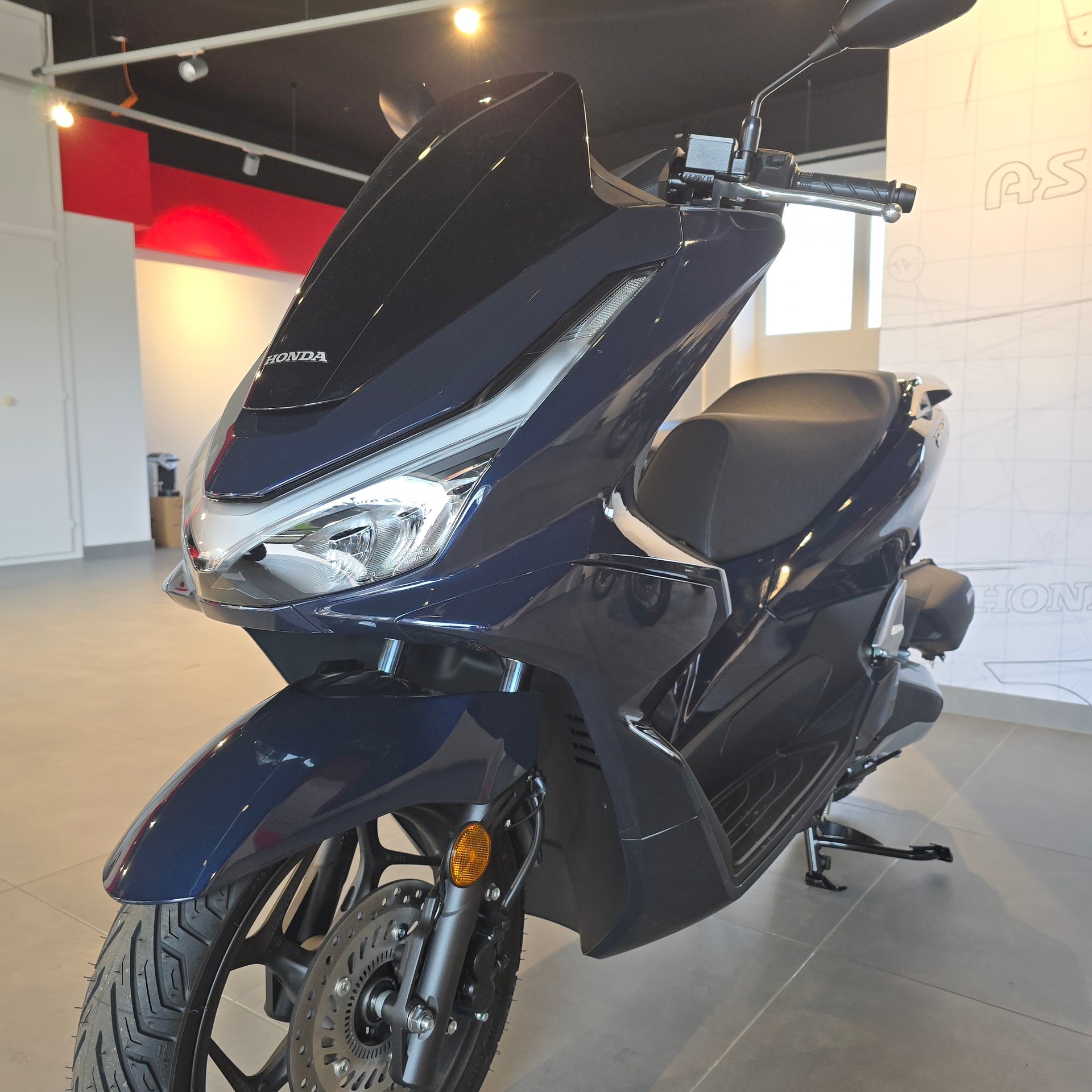 HONDA PCX 125 DX TFT.connectivity-image-0