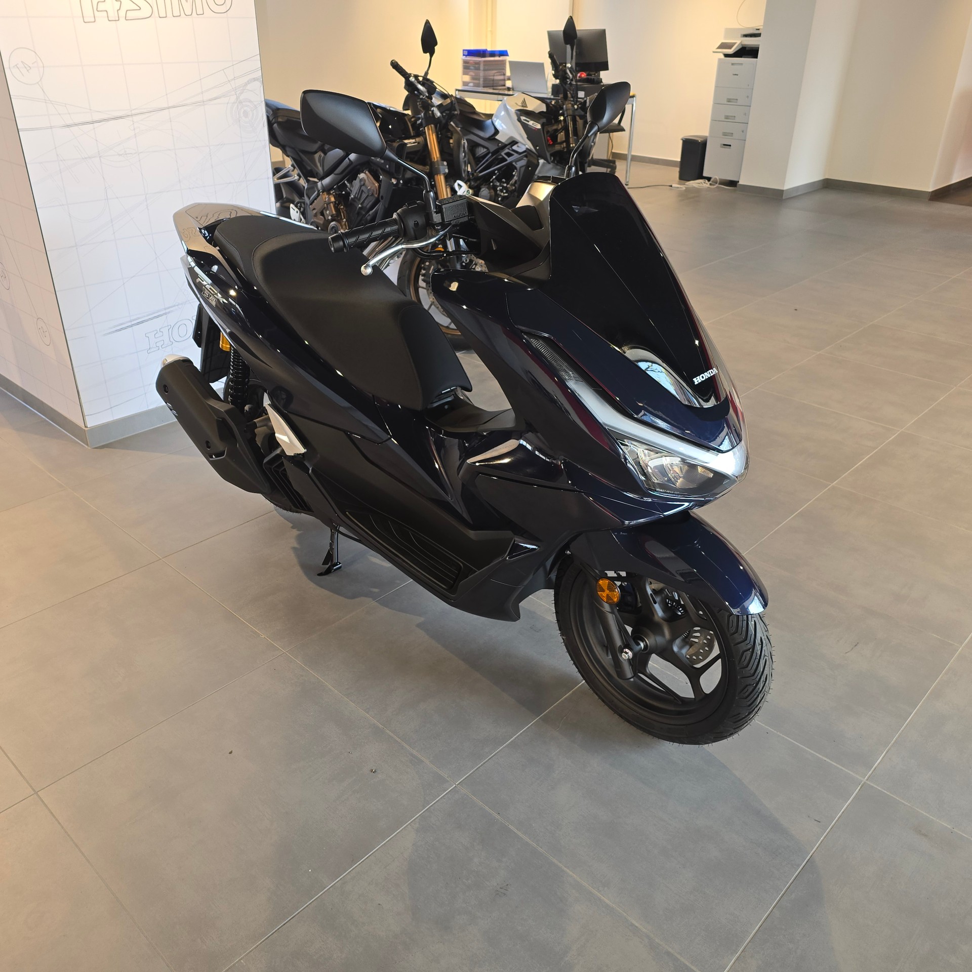 HONDA PCX 125 DX TFT.connectivity-image-2