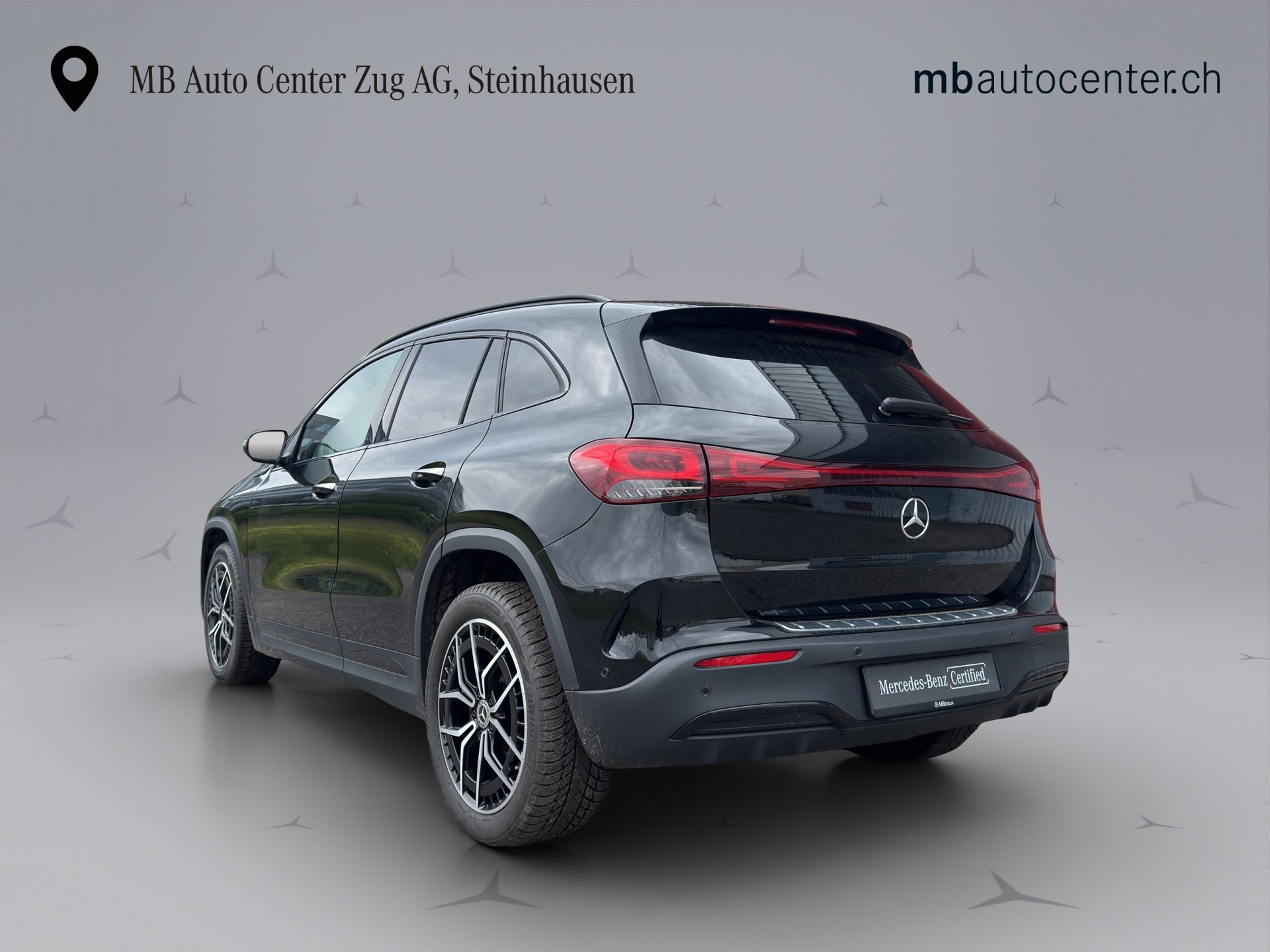 MERCEDES-BENZ EQA 350 Swiss Star AMG Line 4matic-showroom-element-2
