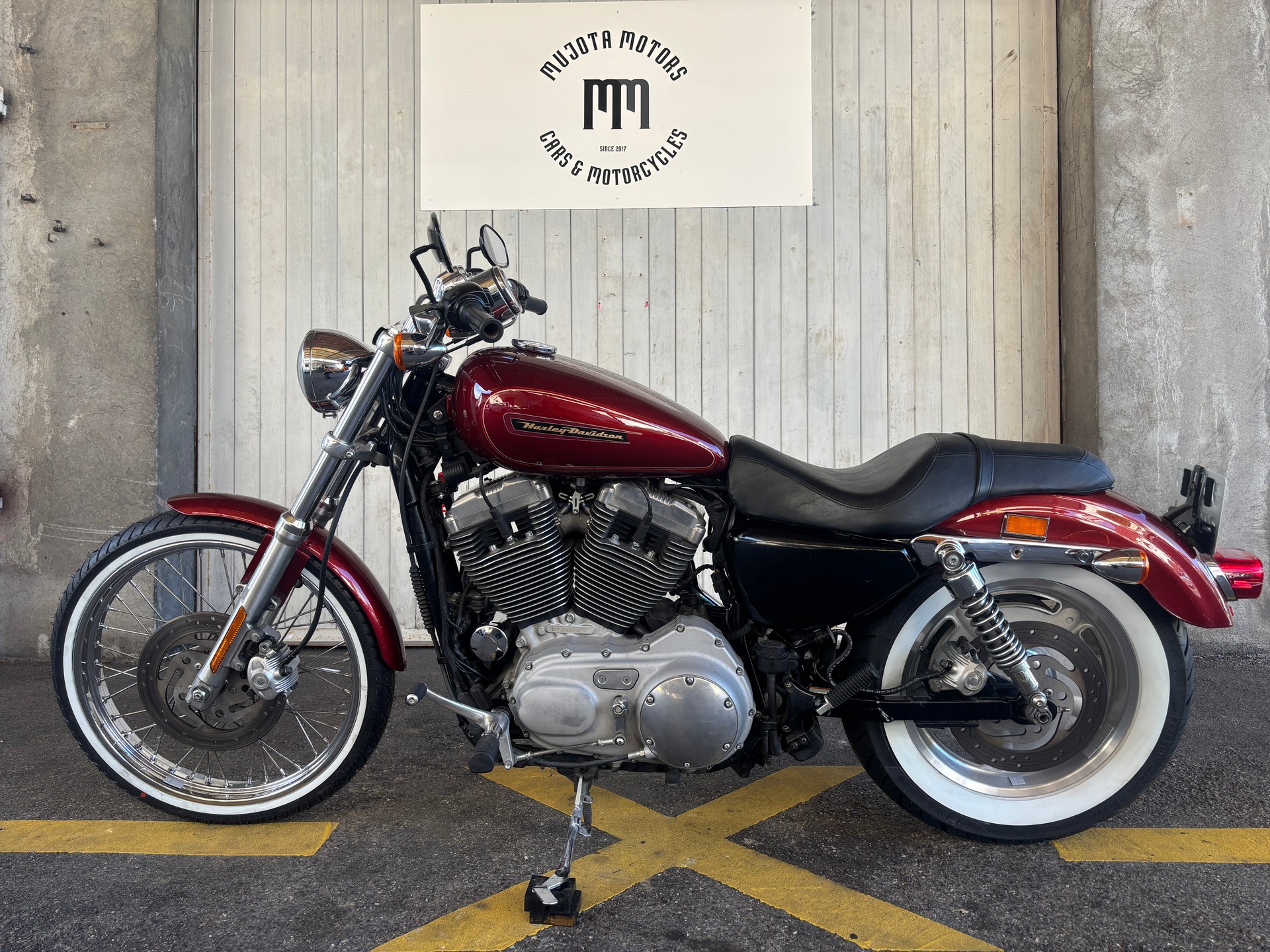 HARLEY-DAVIDSON XL 883 C Sportster Custom Injection-image-1