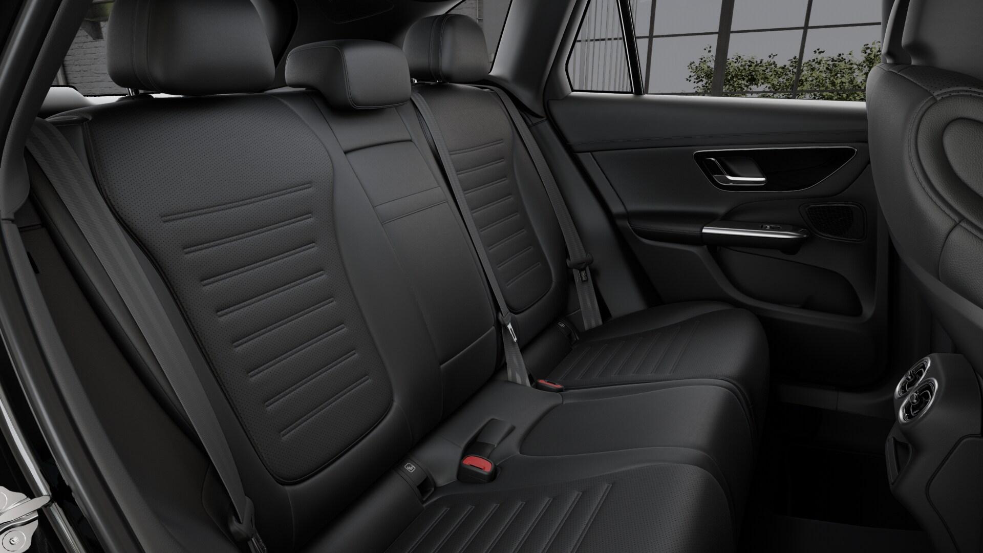 MERCEDES-BENZ GLC 400 e EQ Star AMG Line 4matic-image-13