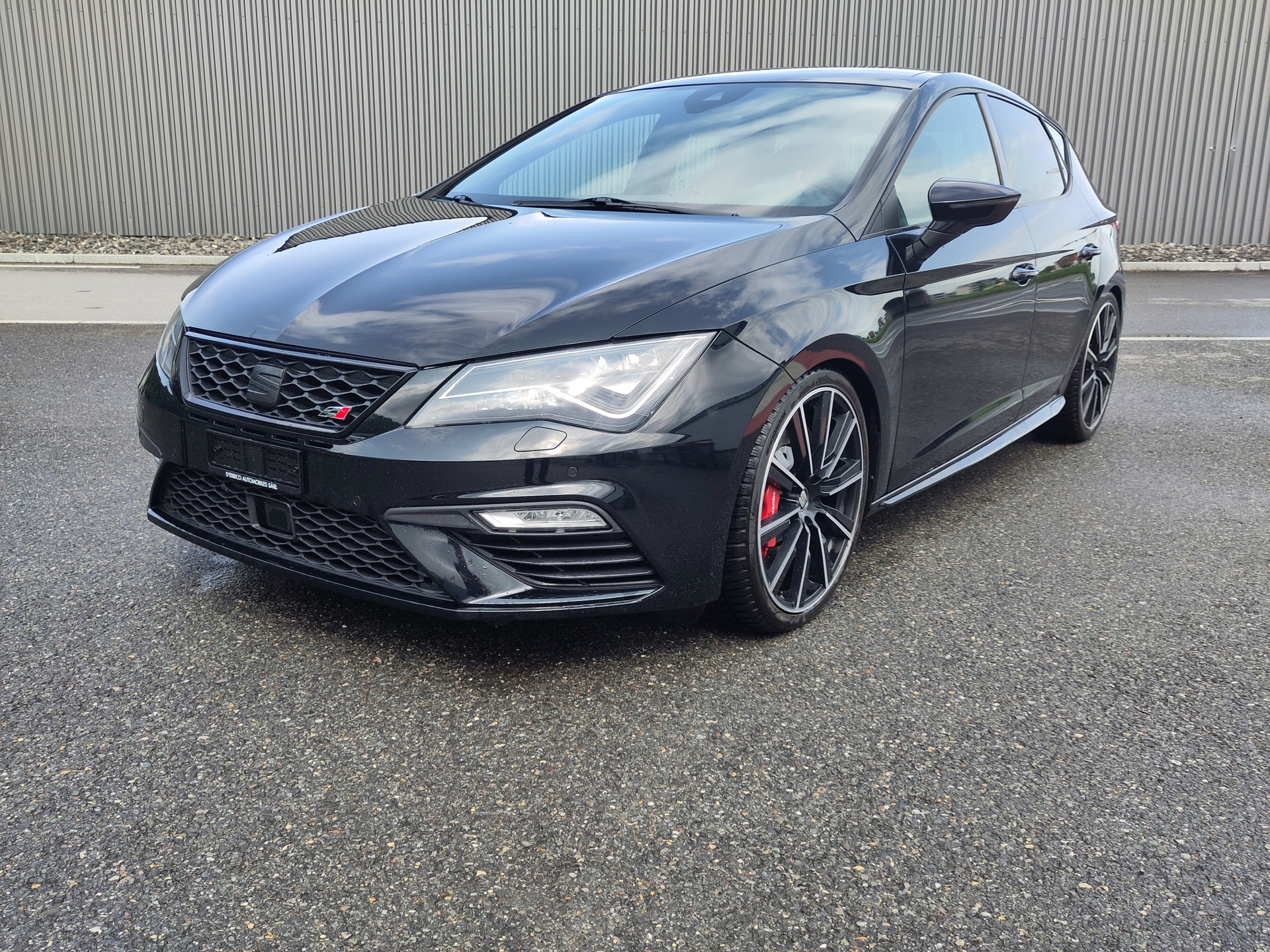 SEAT Leon 2.0 TSI Cupra 300 DSG-image-1