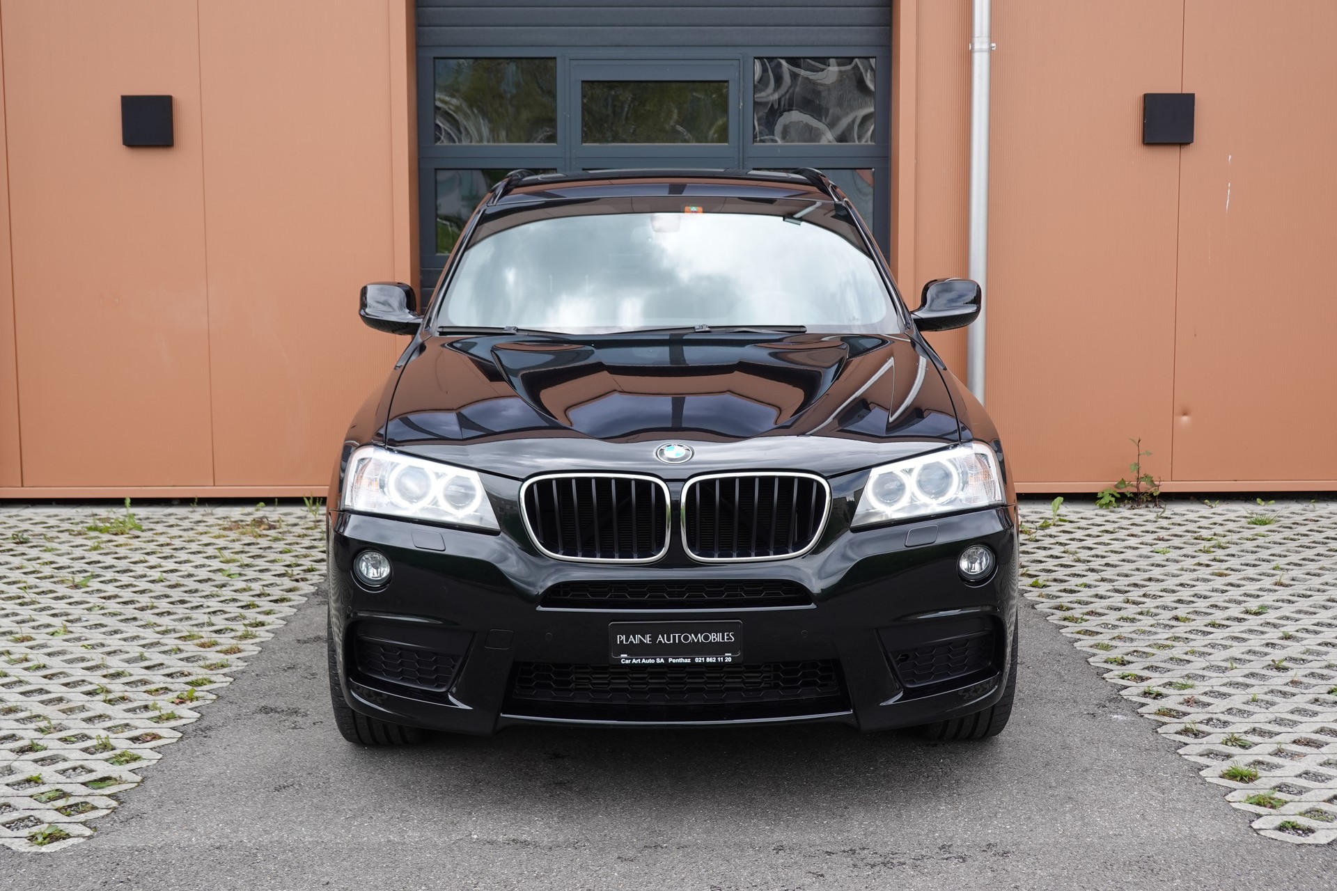BMW X3 xDrive 20d -" Pack M * Capteur + Camera de Recul * intérieur cuir * jantes 19 pouces * sièges chauffants+électriques "-showroom-element-1