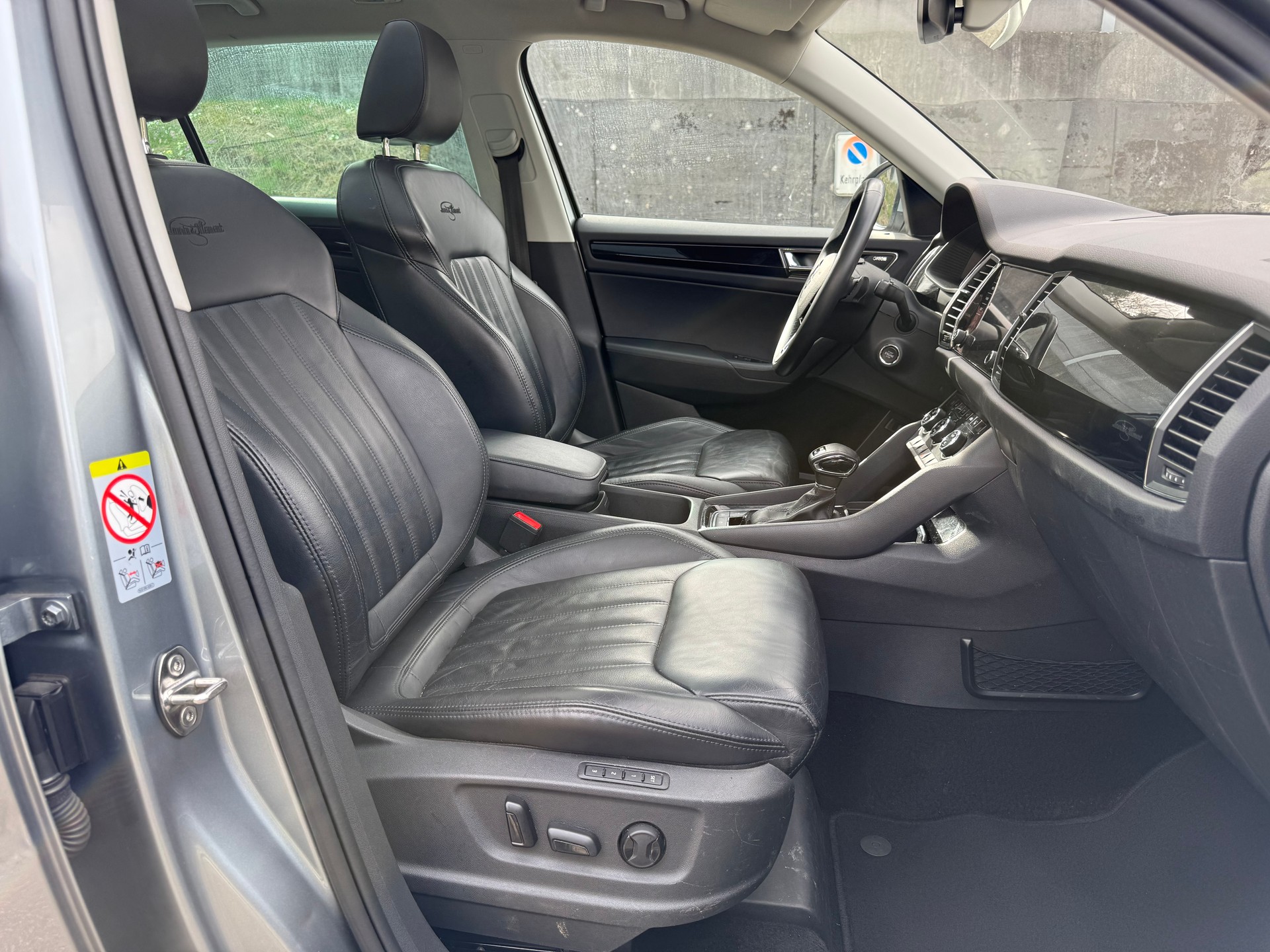 SKODA Kodiaq 2.0 TSI 4x4 L&K DSG 7-Plätzer-image-9