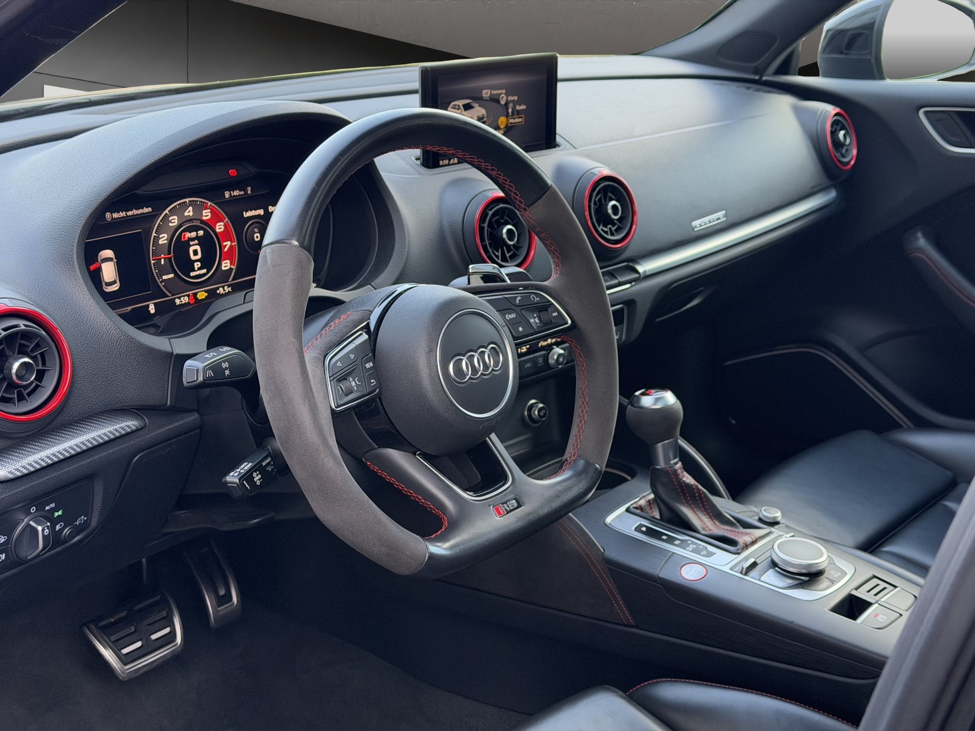 AUDI RS3 Sportback 2.5 TSI quattro S-tronic-image-7