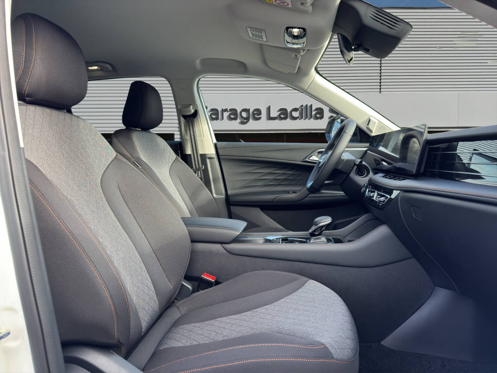 MG HS 1.5 PHEV Comfort 272 ch-image-15
