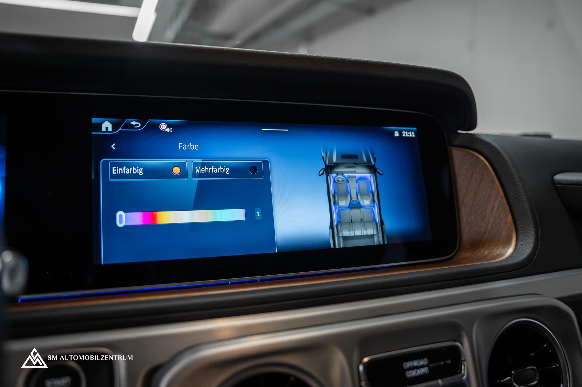 MERCEDES-BENZ G 580 / Burmester / 360° / Schiebedach-image-30
